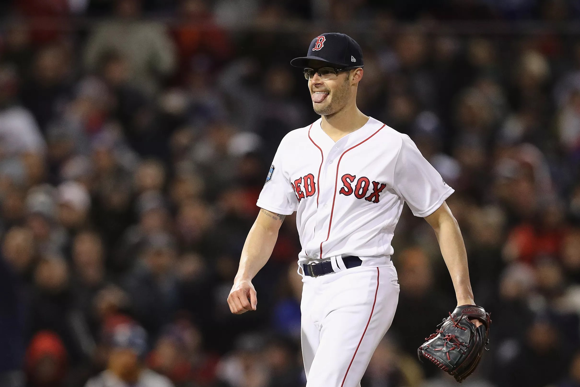 MLB Roundup 12/13 Joe Kelly signs with the Dodgers