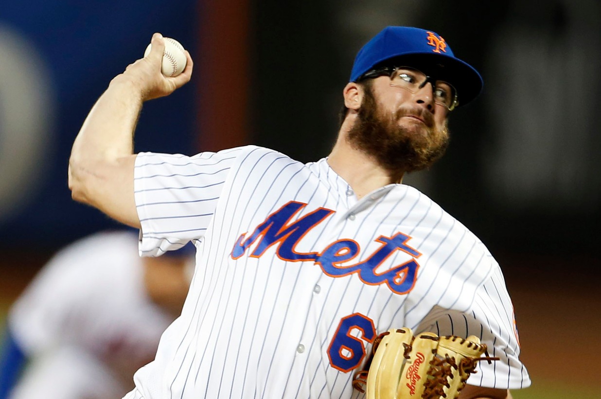 Pitcher Mets just traded away tears his ACL