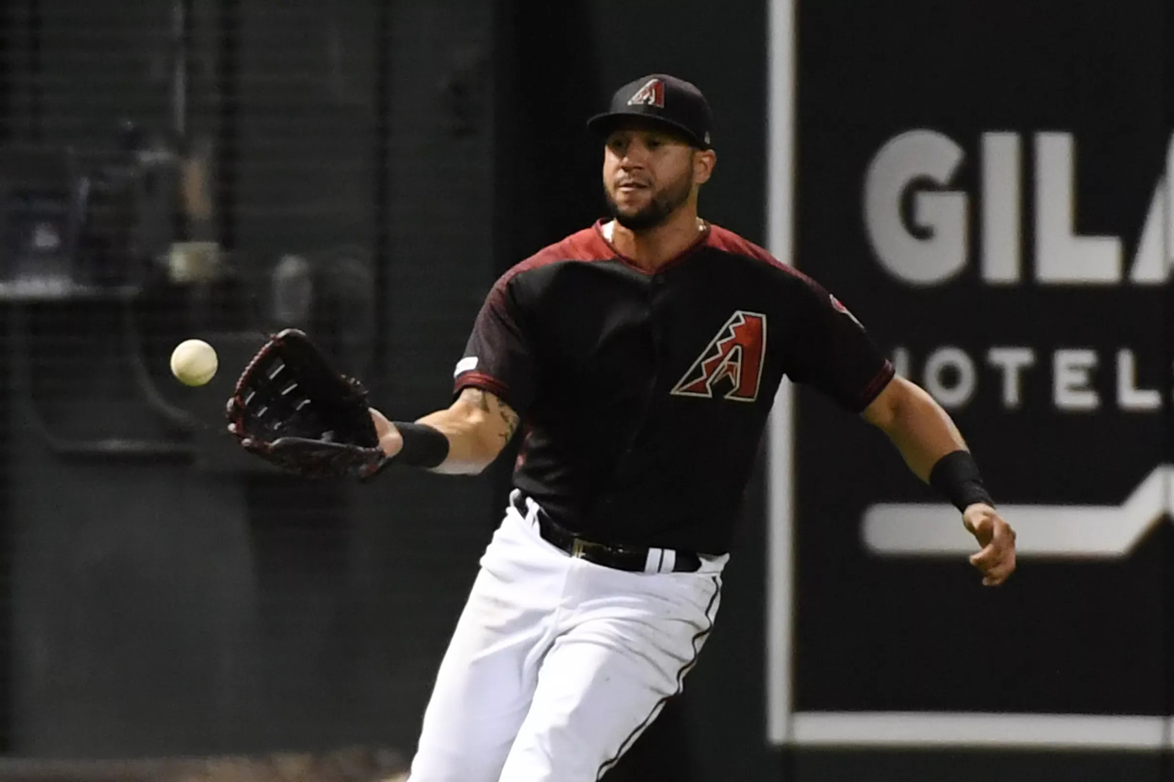 David Peralta back on IL, Tim Locastro recalled