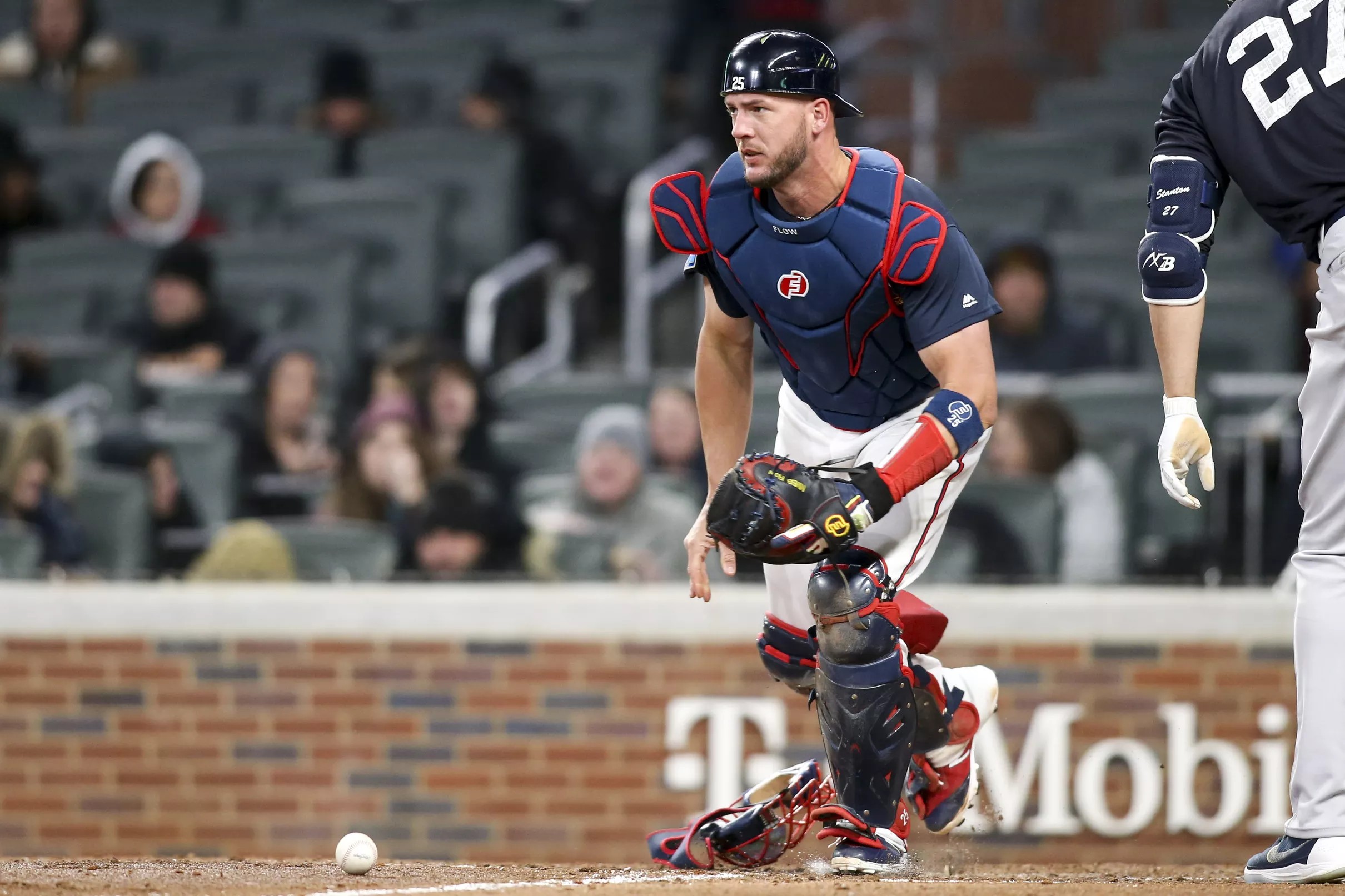 Tyler Flowers leaves first plate appearance with injury