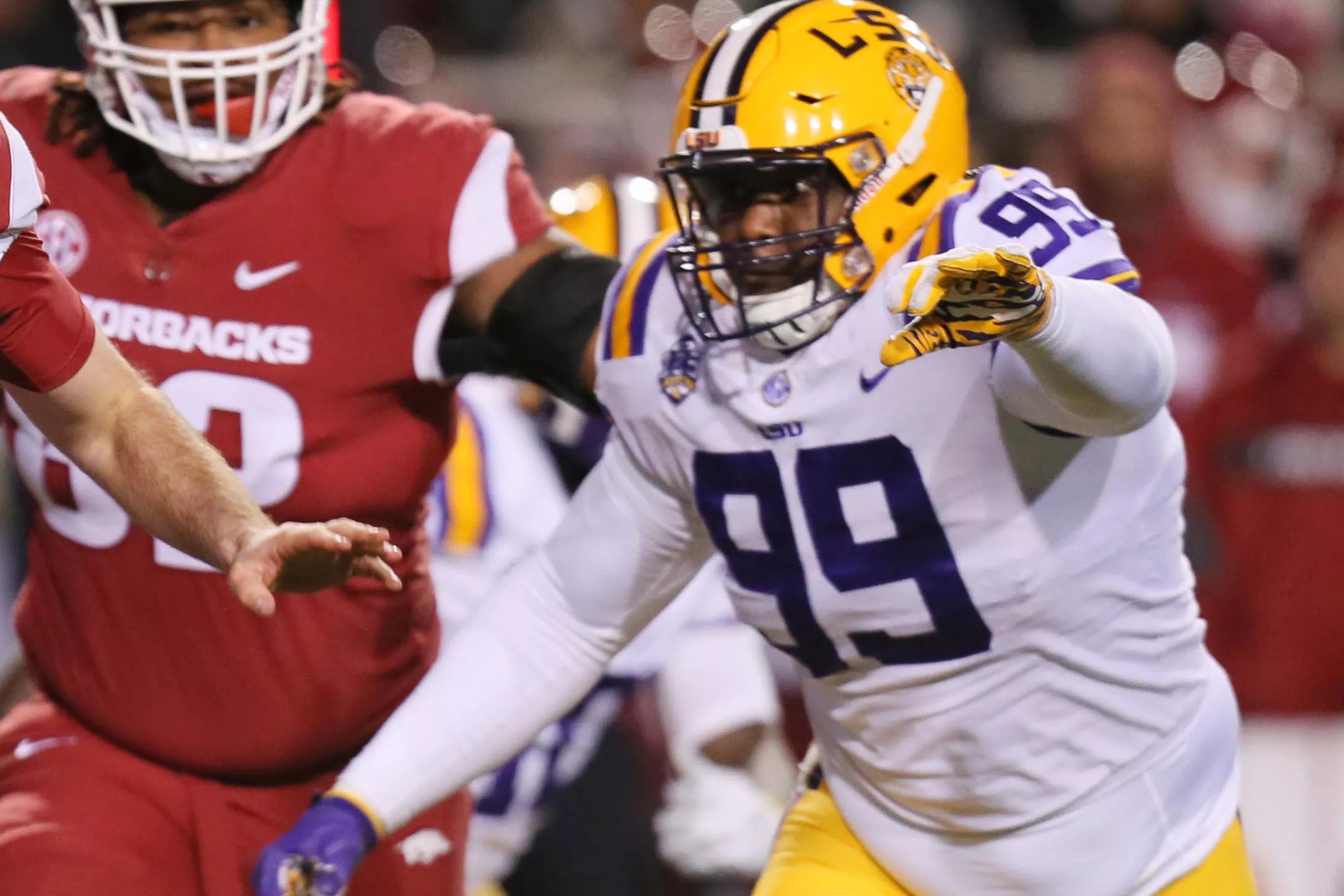 Ed Alexander Declares for the NFL Draft