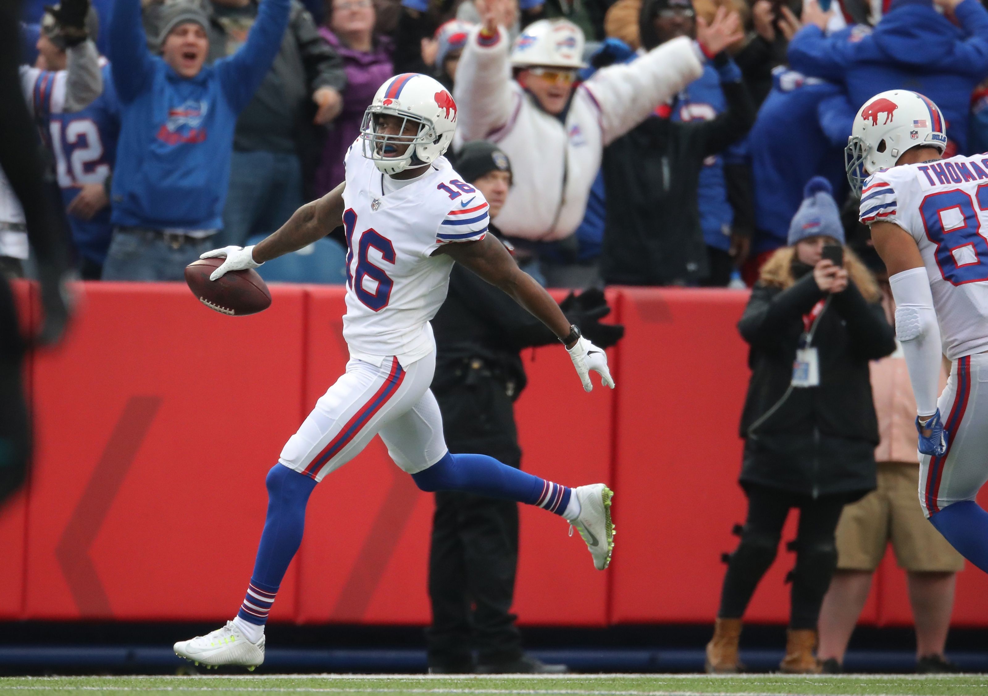 PFF ranks Buffalo Bills receivers as lower tier fantasy options