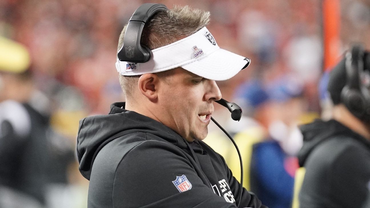 Josh McDaniels, Raiders 'allin' on aggressive playcall late