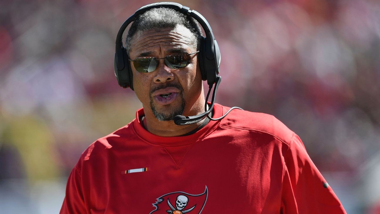 Source Bucs part ways with defensive line coach Jay Hayes