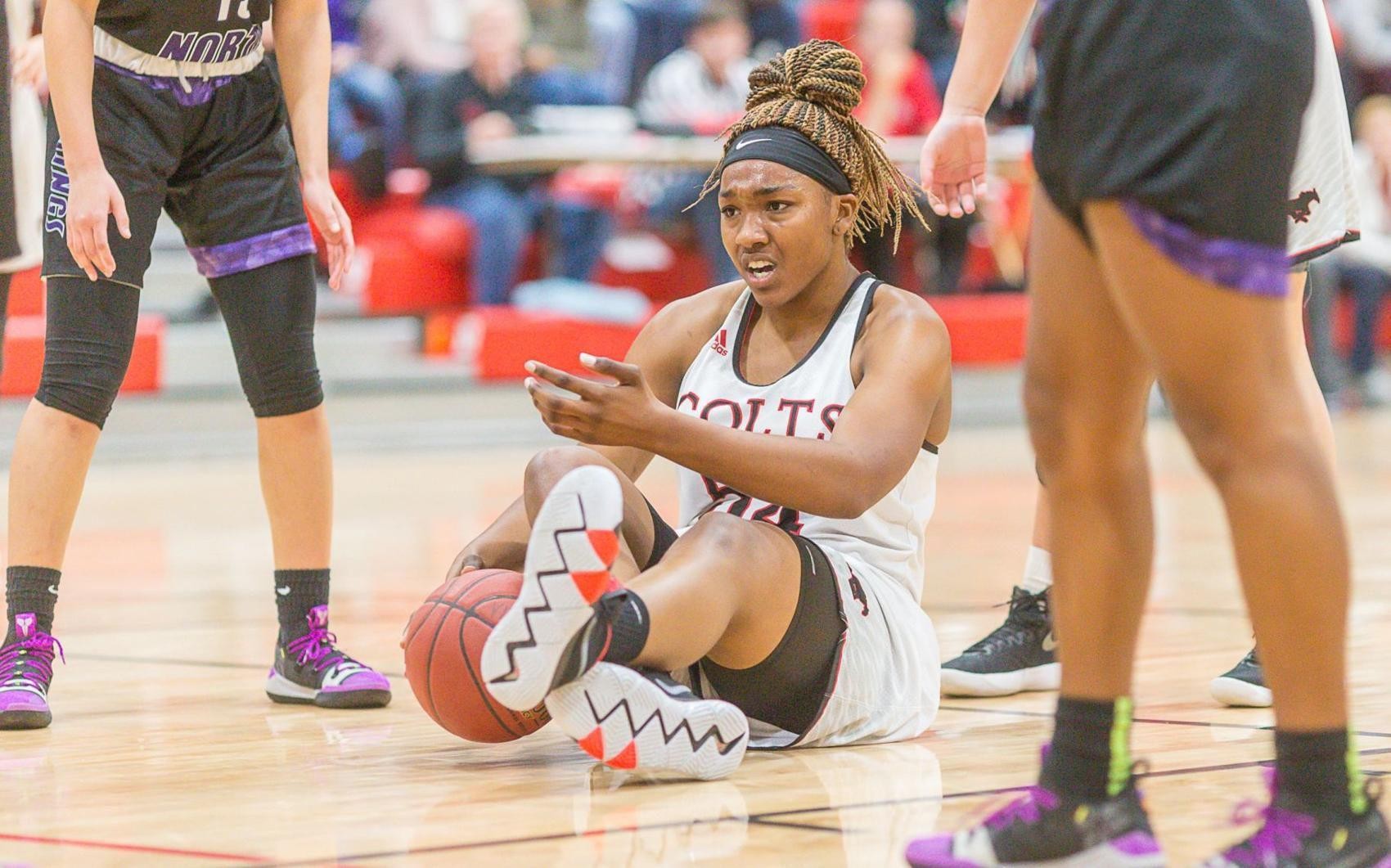 Parkway Central's Jayla Kelly commits to Mizzou