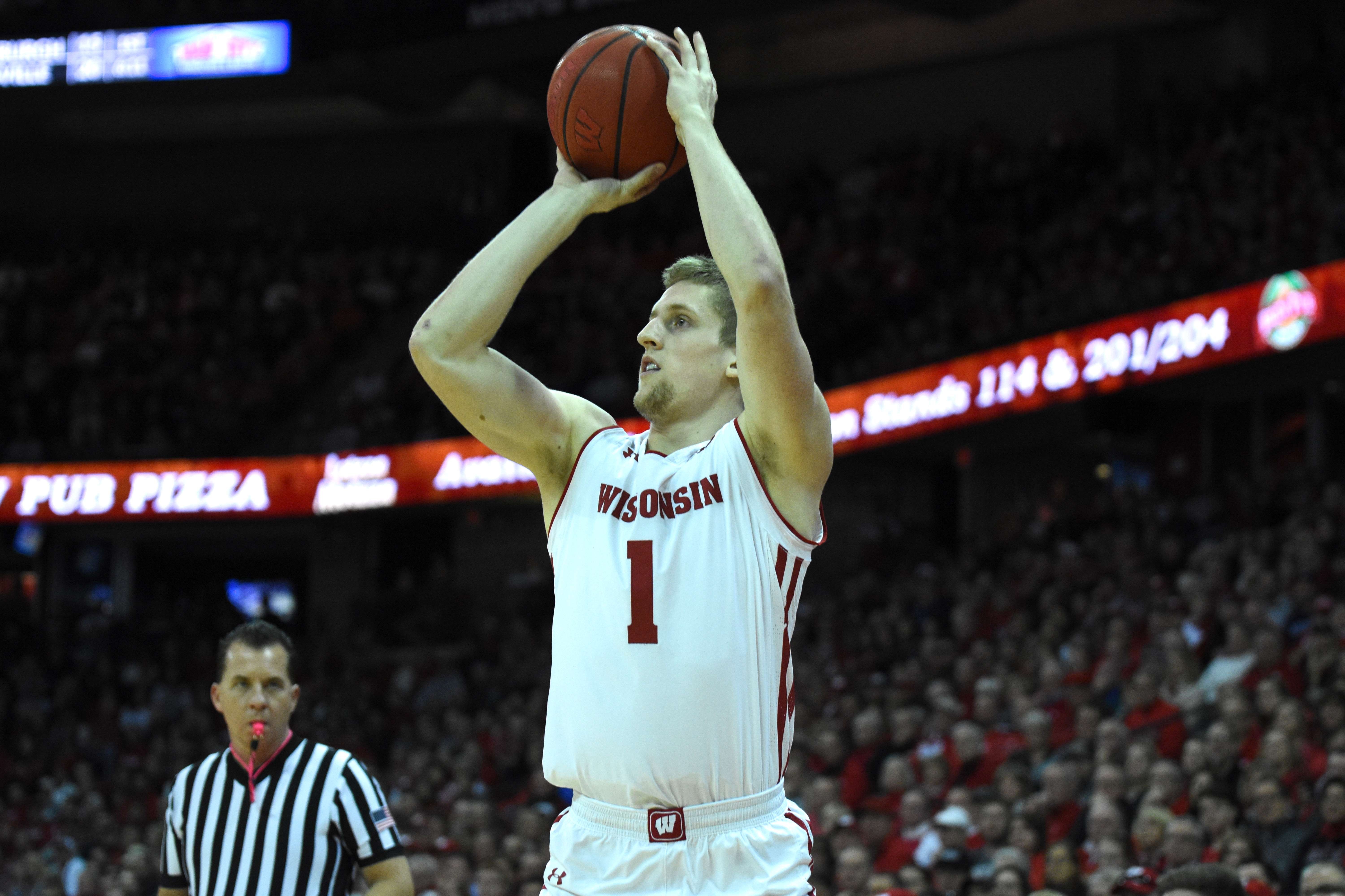 Men’s Basketball Wisconsin dominates I94 rivalry with Marquette