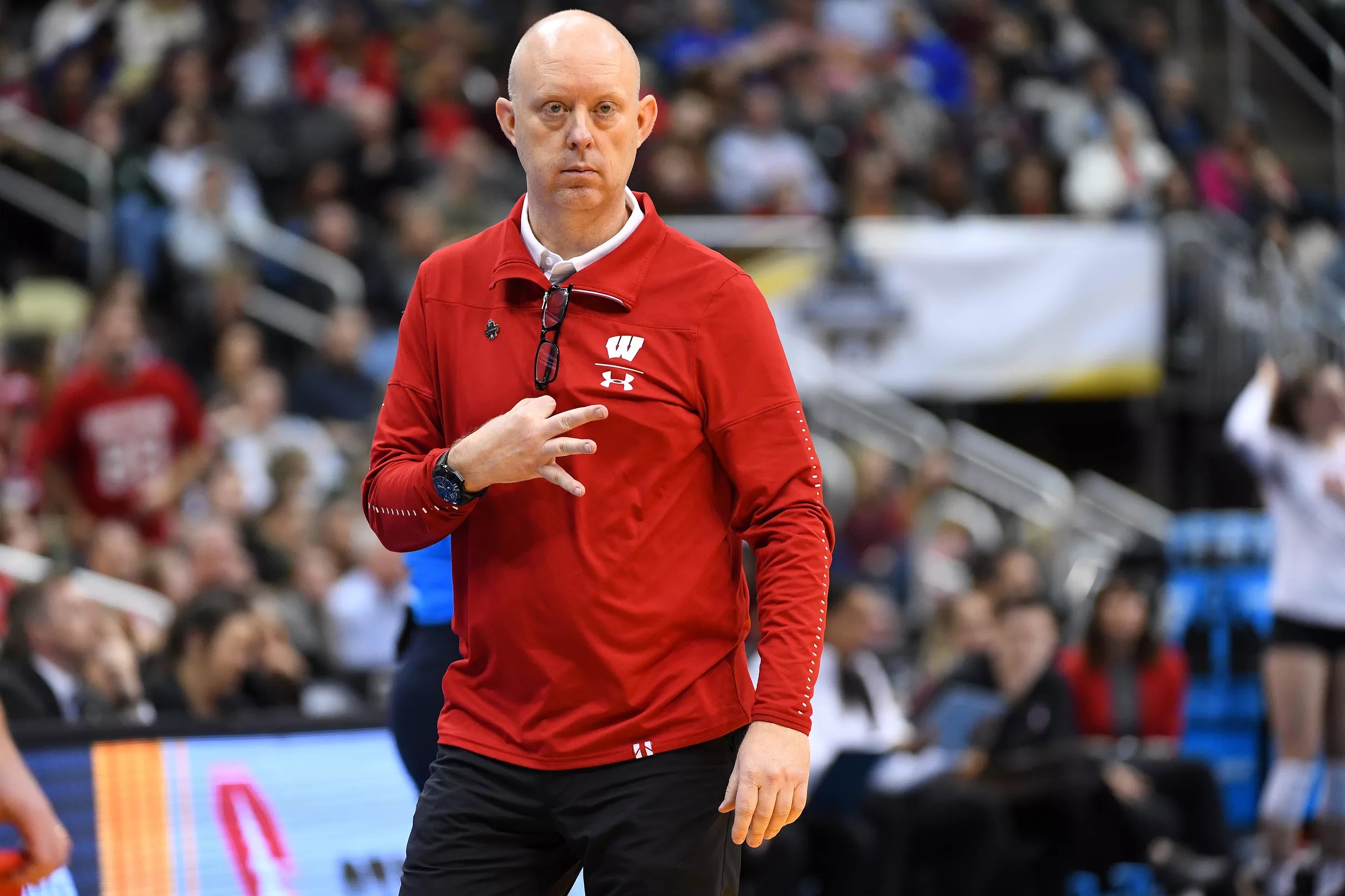 Wisconsin volleyball Kelly Sheffield hits up the transfer portal for