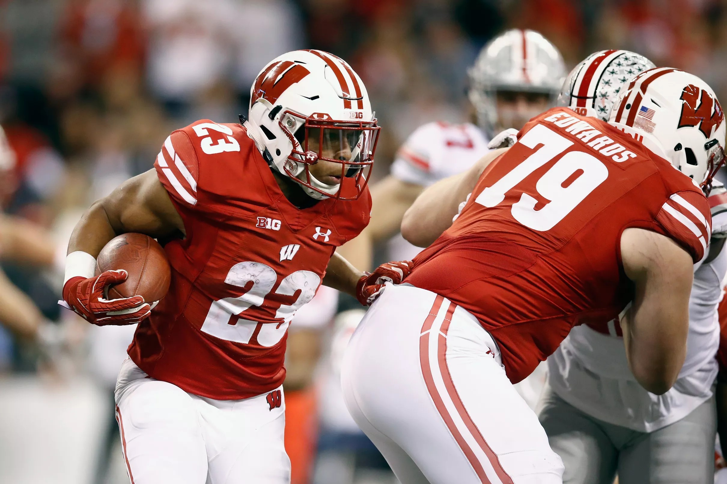 Wisconsin RB Jonathan Taylor finishes sixth in 2017 Heisman Trophy voting