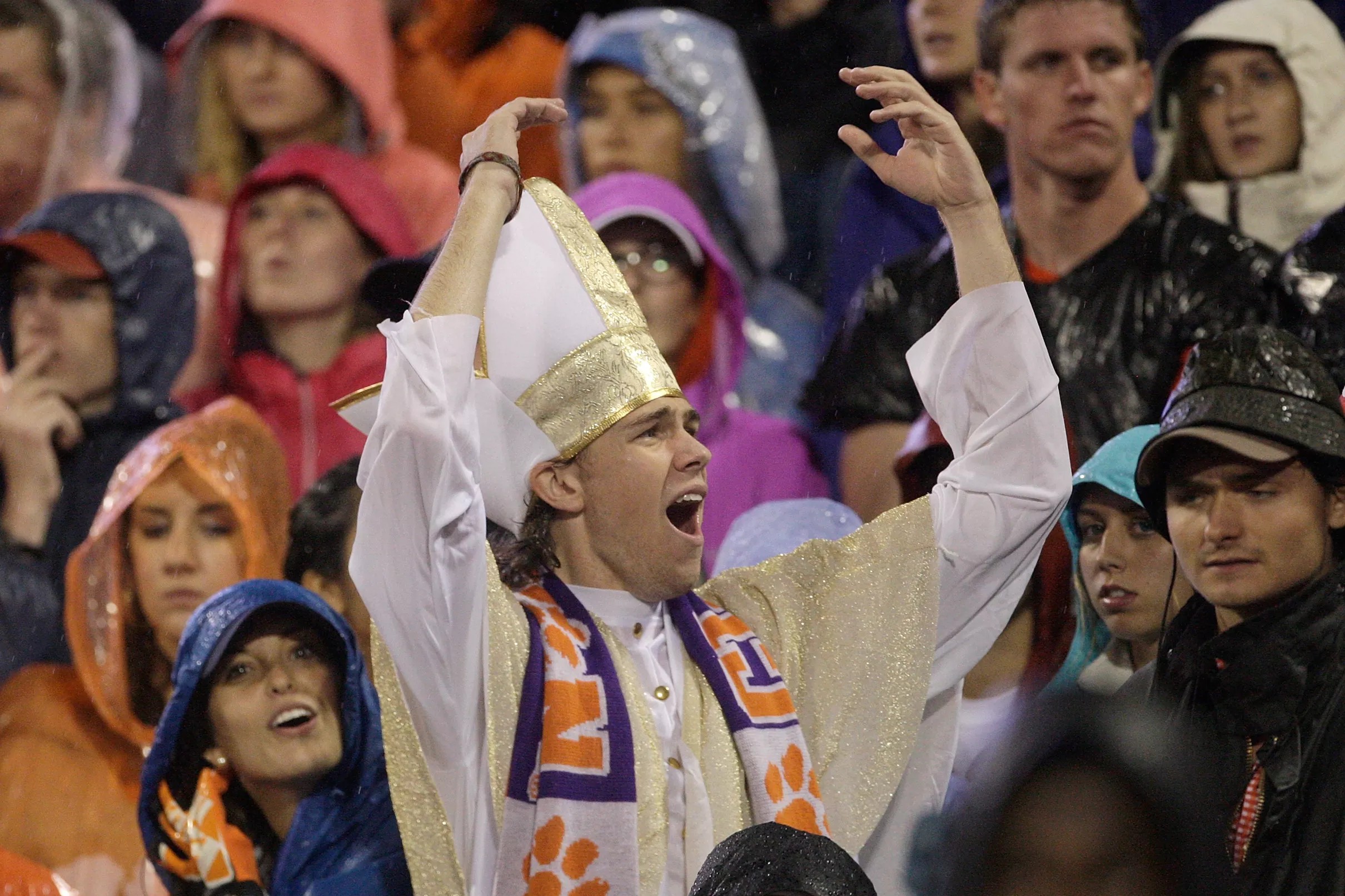 Cotton Bowl Clemson Near Unanimous Favorite in Media Predictions (So Far)