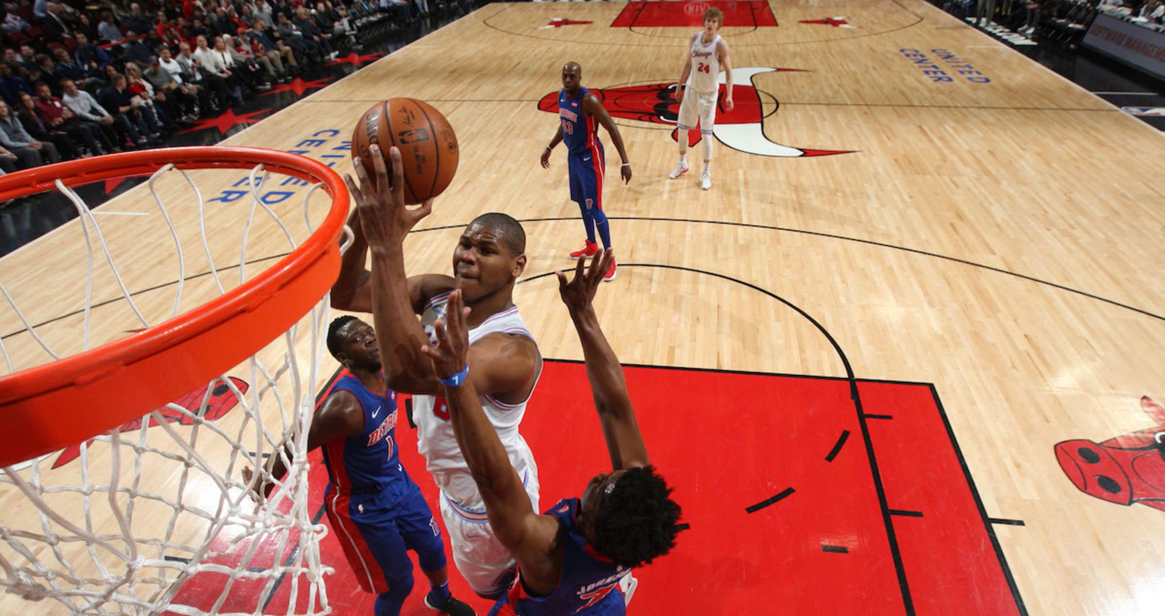 Bulls close season with loss to Pistons, 11987