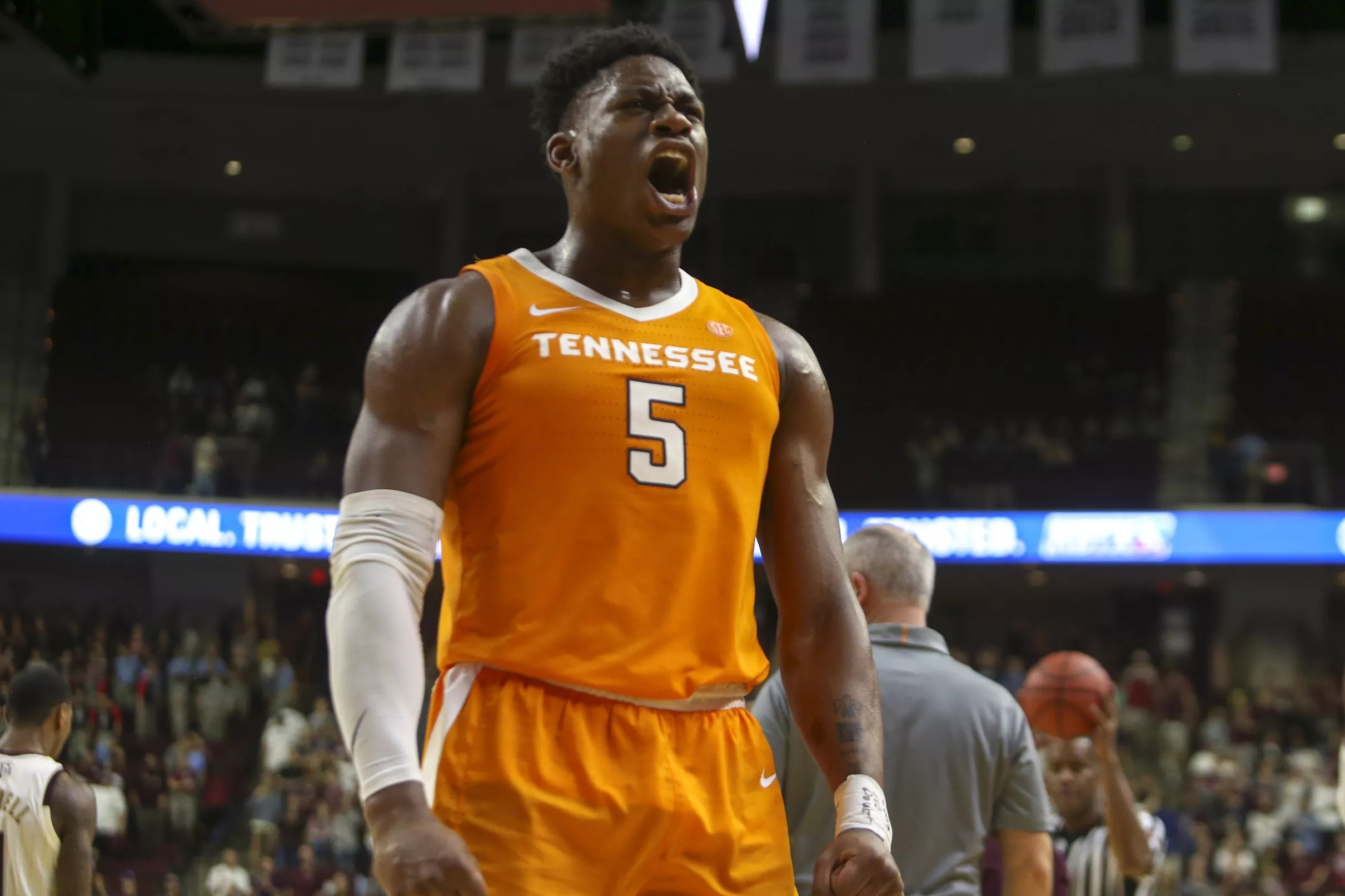 College Basketball Polls Tennessee remains at the top
