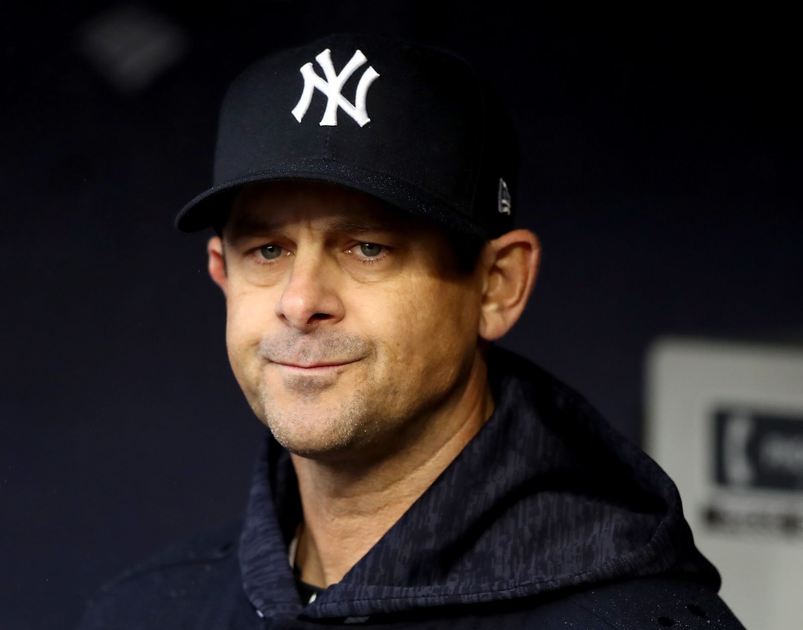 Yankees Aaron Boone ‘tips his cap’ to Astros pitchers accused of cheating