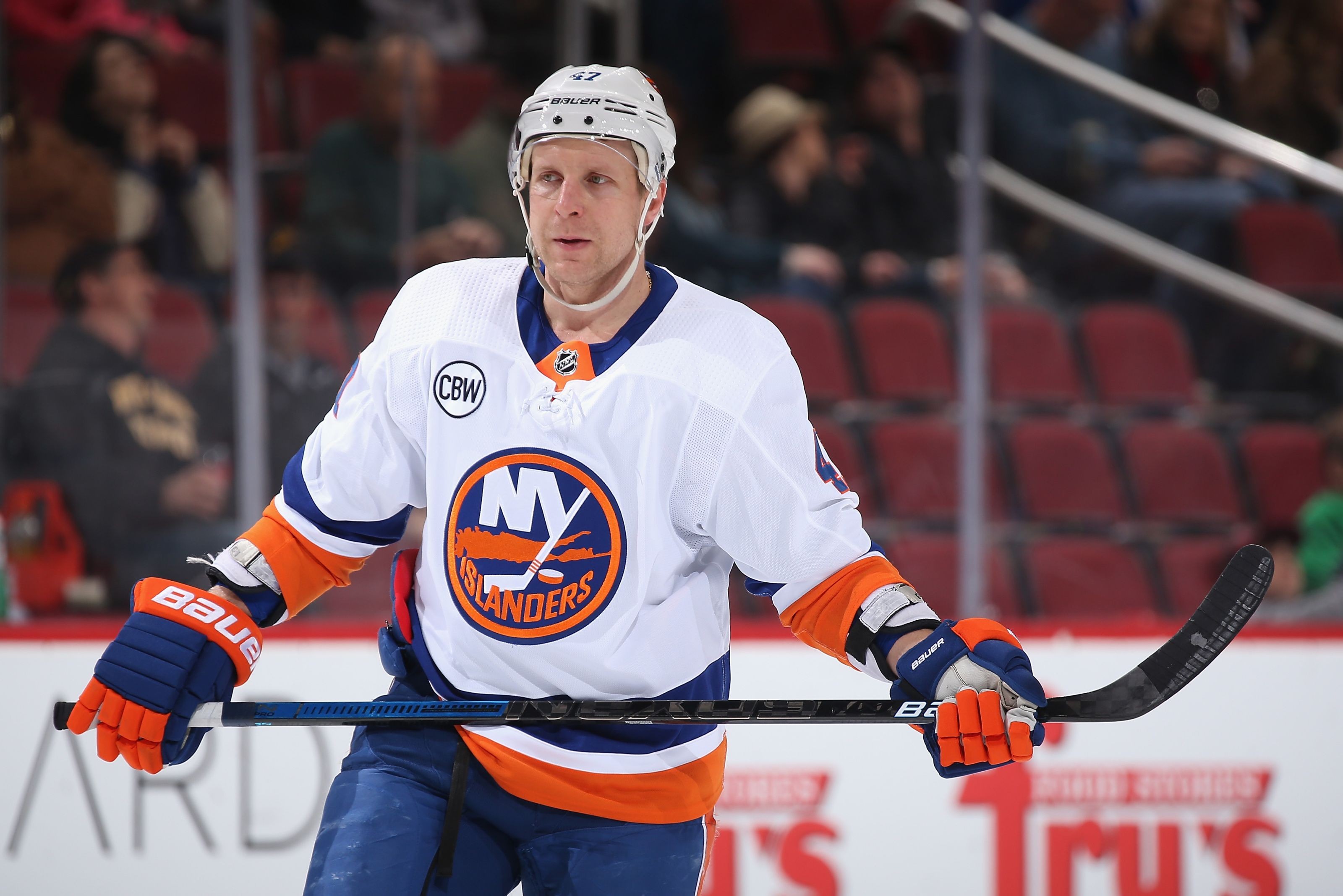 New York Islanders 201819 Season Review And Player Grade Leo Komarov