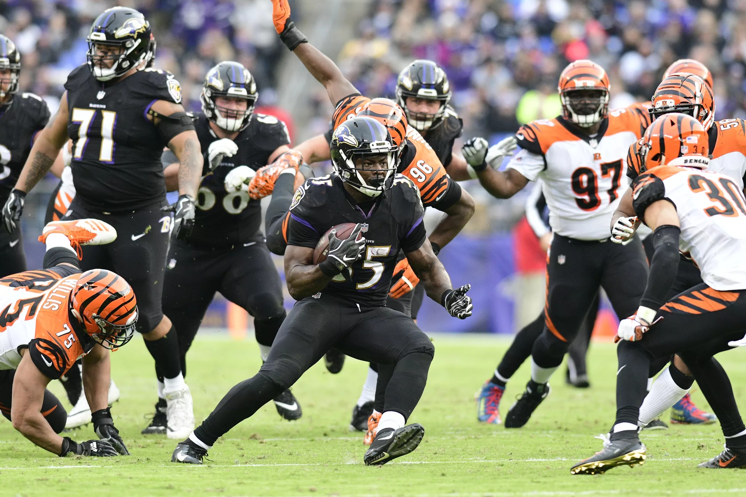 Bengals Weekly Lineman How QB Lamar Jackson and RB Gus Edwards ran