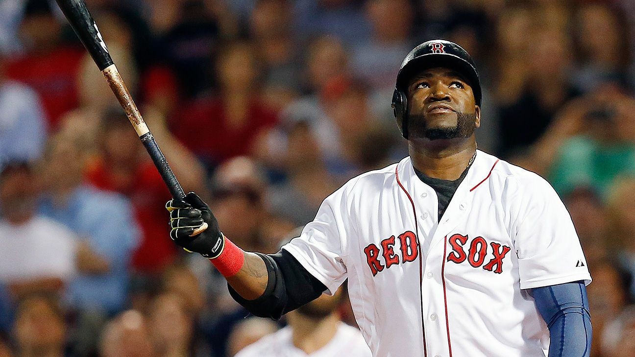 Big Papi surprises fans with 1st pitch at Fenway