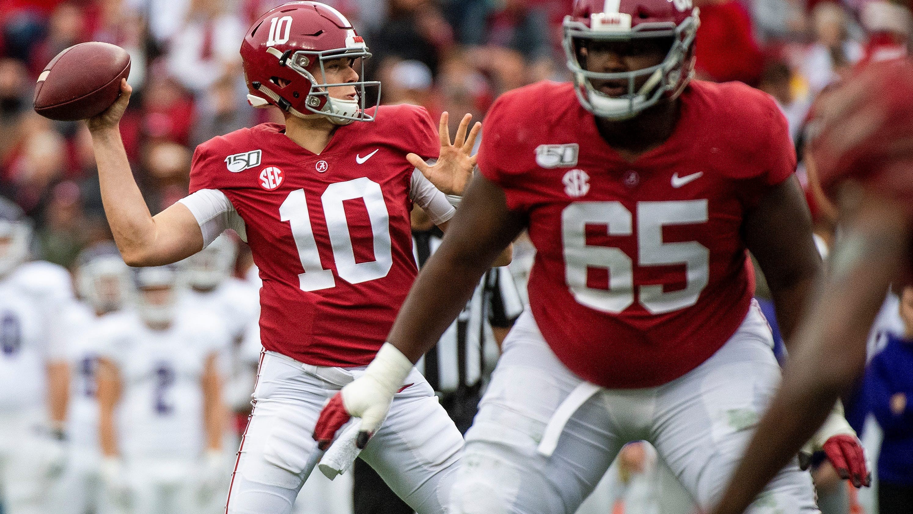 Heisman Watch Alabama's Mac Jones gains ground on Clemson's Trevor