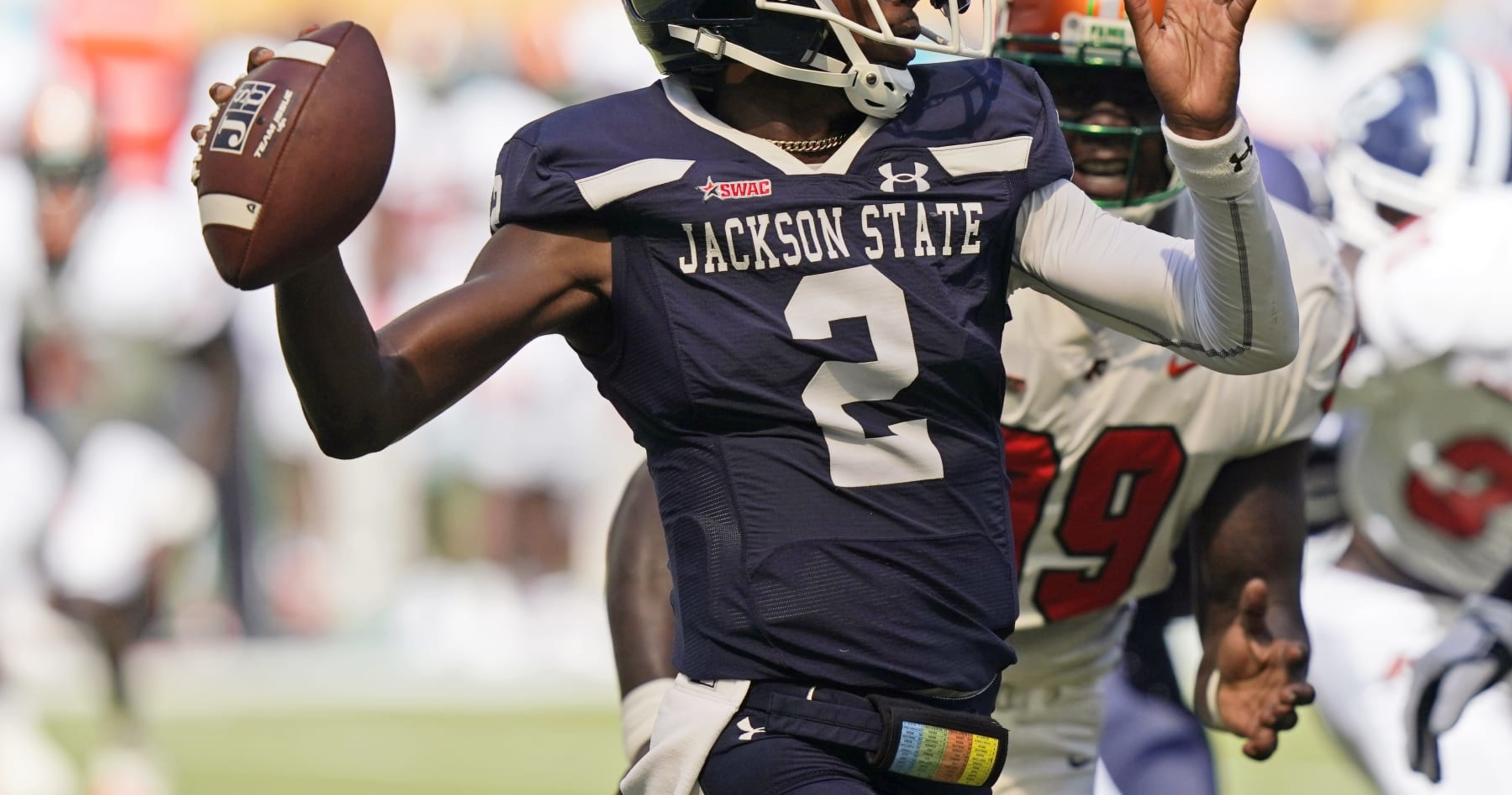 Deion Sanders' Son Shedeur Draws Rave Reviews as Jackson State