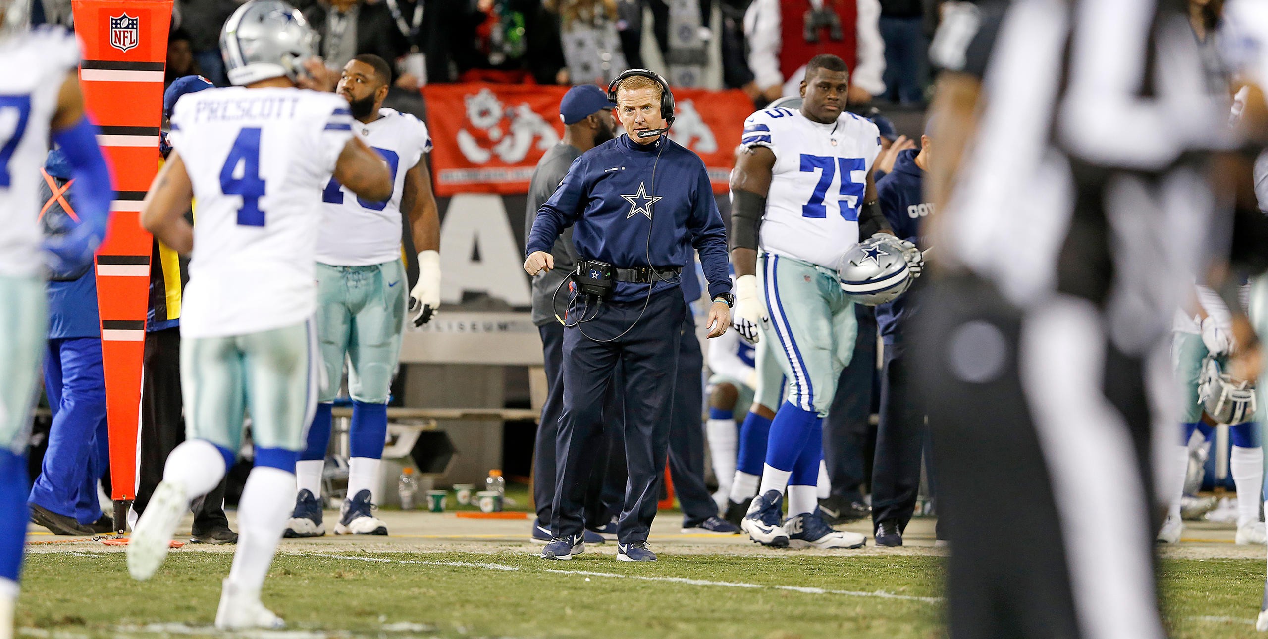 Sullivan Garret Keeping Cowboys Focused, Appreciating Dak, More Thoughts