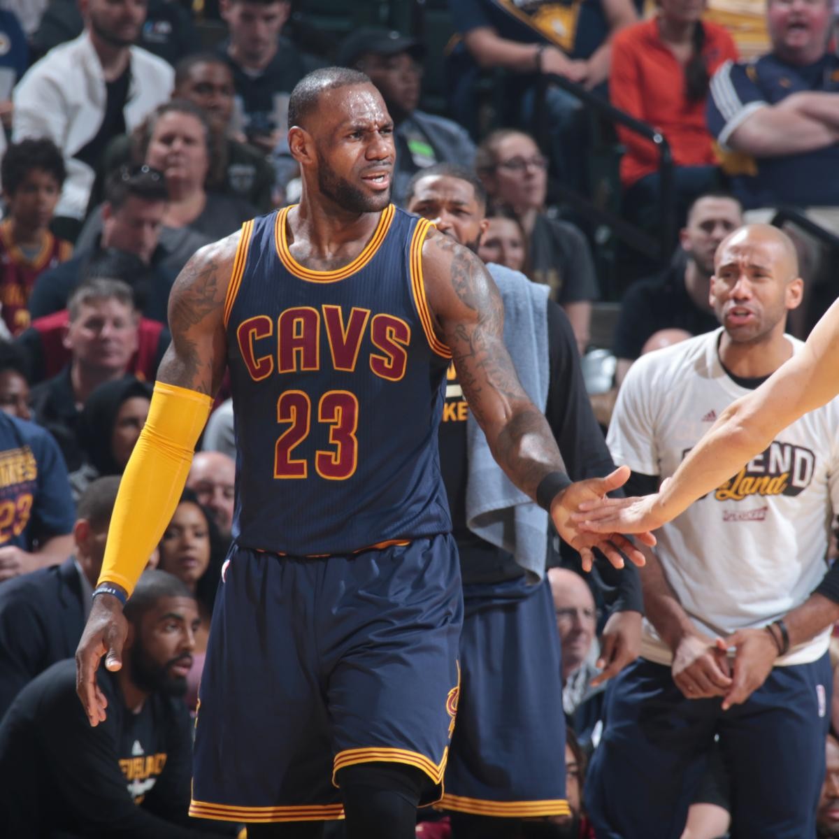 LeBron James Sets NBA Record for Playoff Sweeps, Consecutive 1stRound Wins