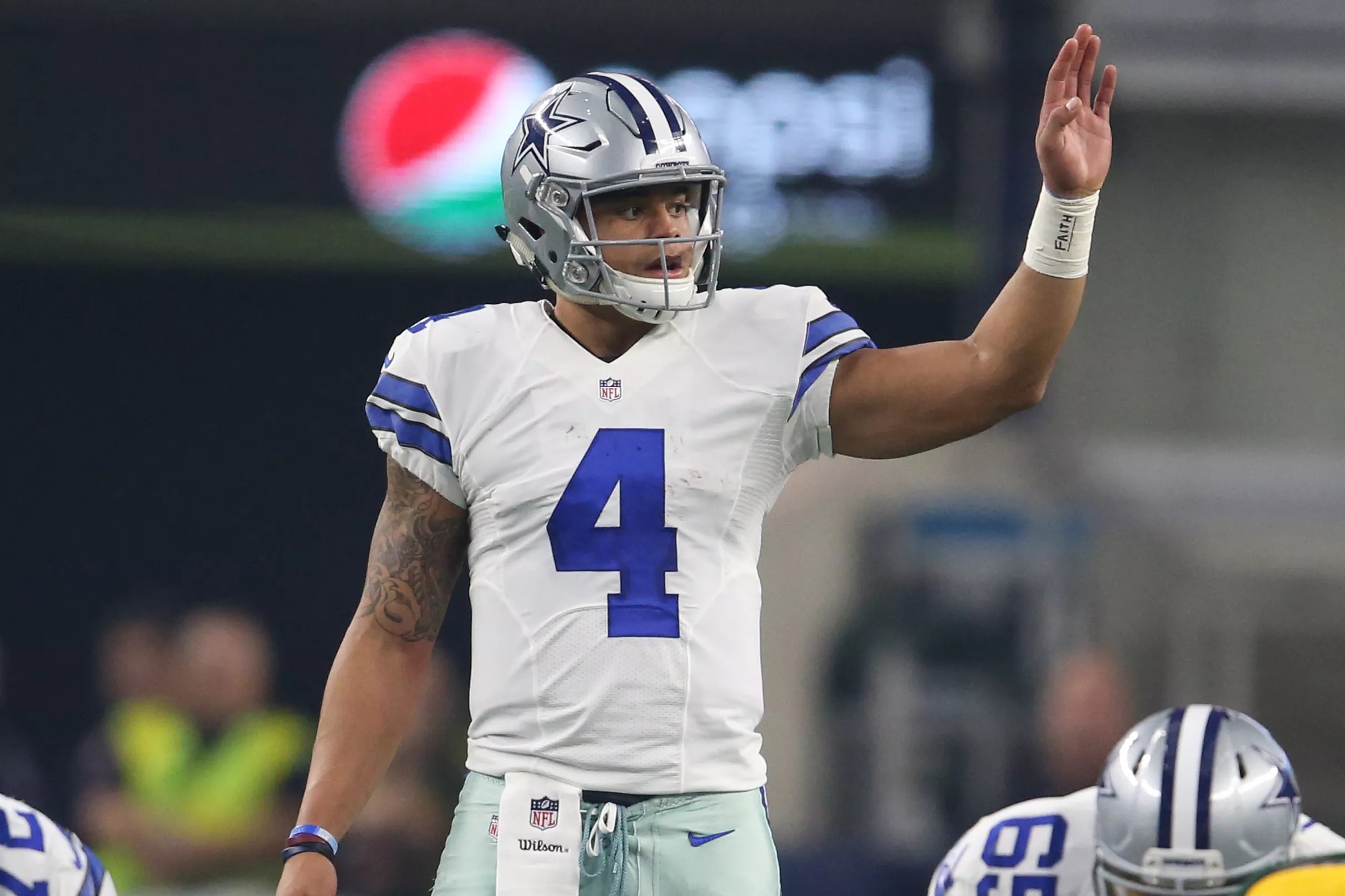 Cowboys News NFL Players Rank Dak Prescott FifthBest QB In The League