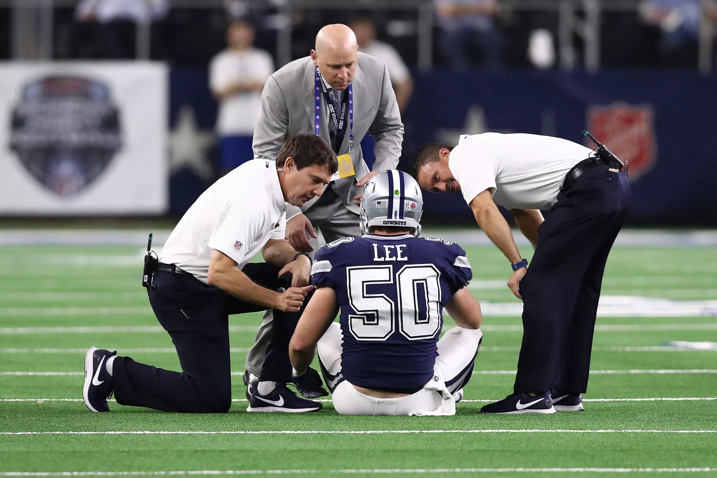 Report Sean Lee’s return may not come against the Philadelphia Eagles