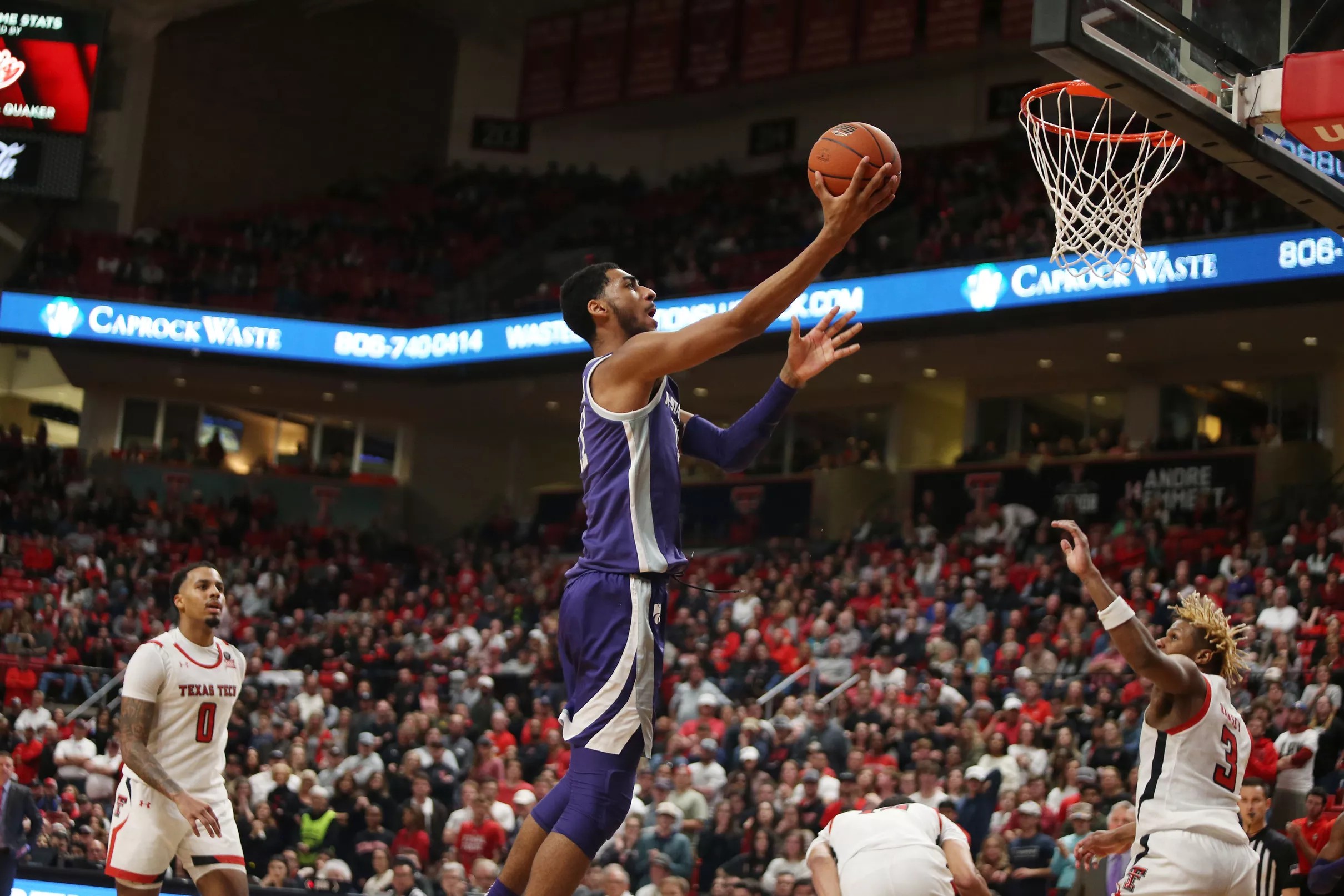 Wildcats start hot, crush Dolphins 7046