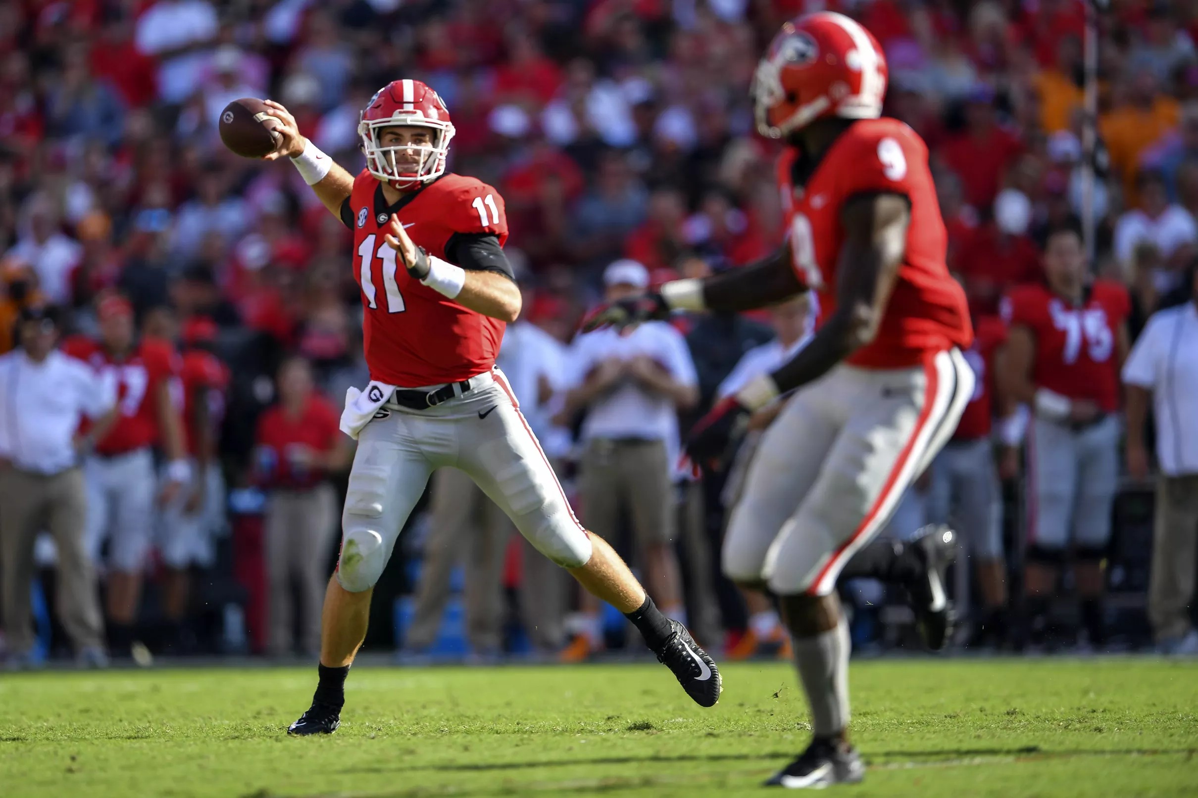 38, Tennessee 12 pours it on to pull away from the Vols