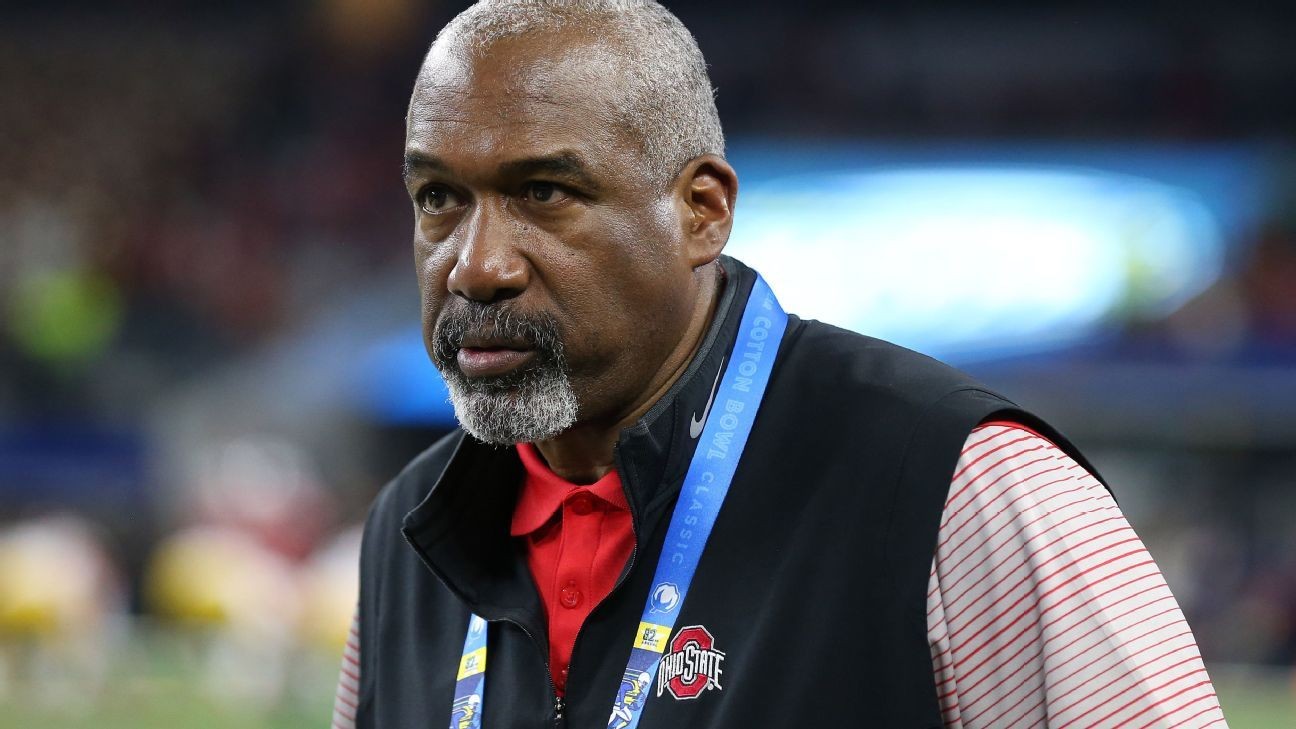 'Just throwing ideas out,' Ohio State AD Gene Smith proposes FBS