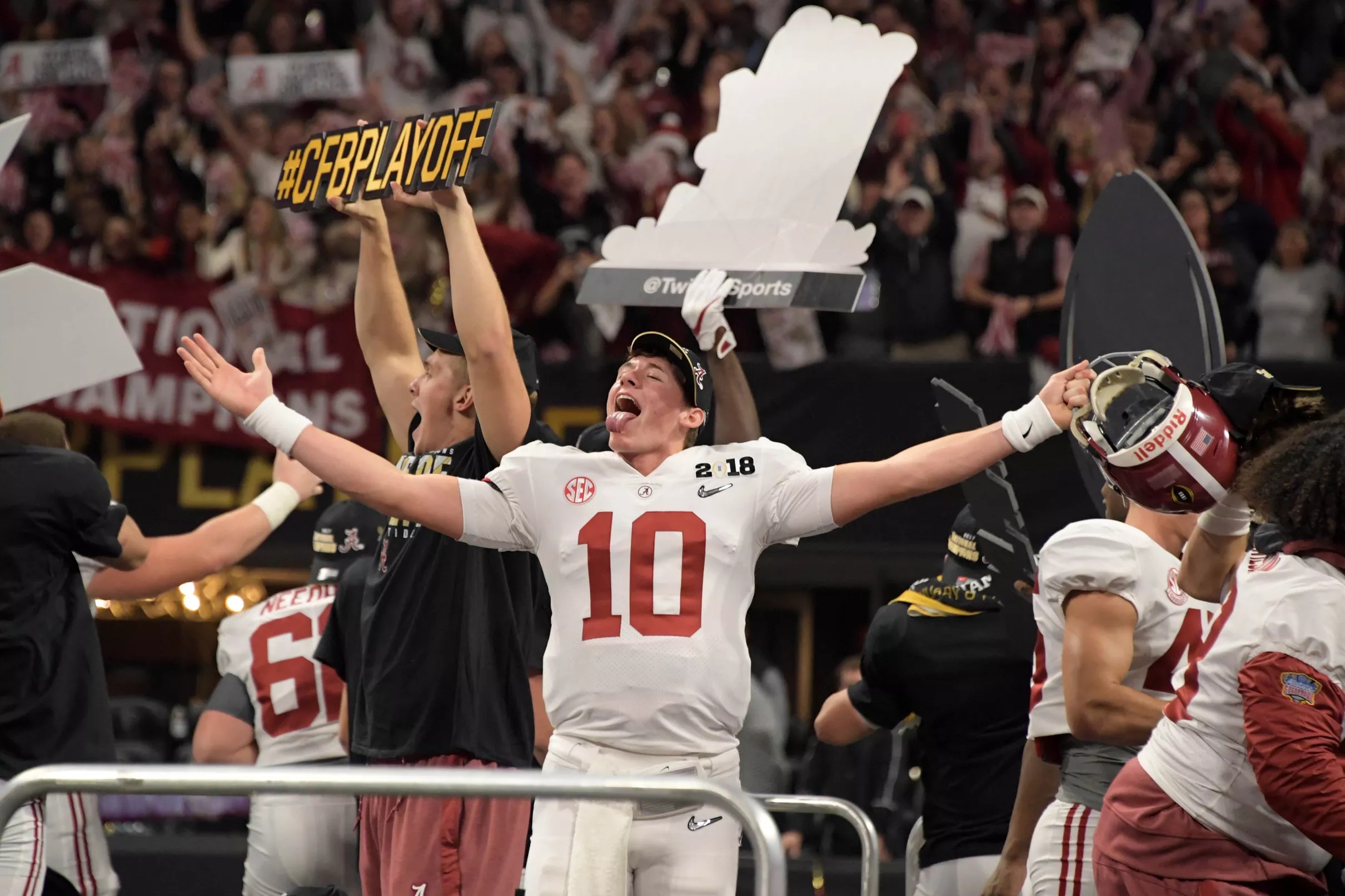 Mac Jones earns place in Alabama record books