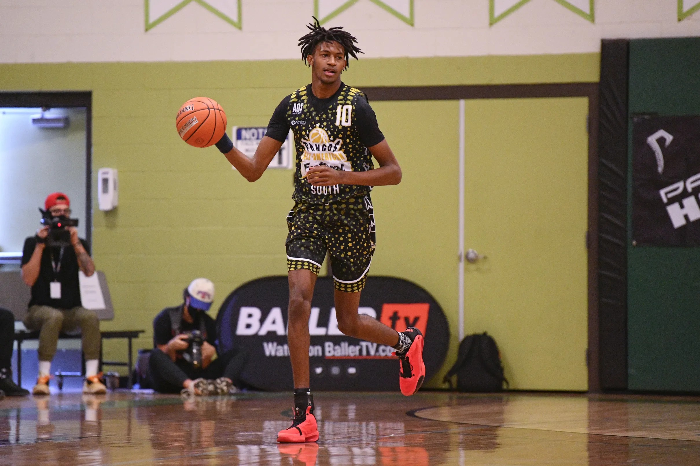 Daimion Collins named MaxPreps Texas Player of the Year