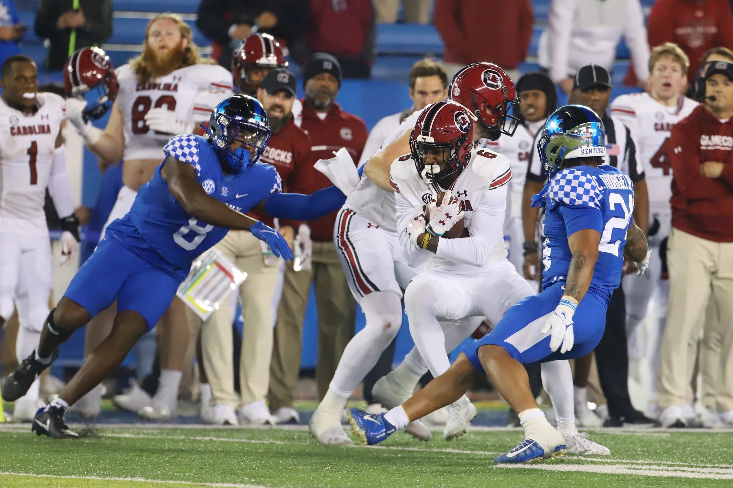 Kentucky contacts instate recruit James Jewell