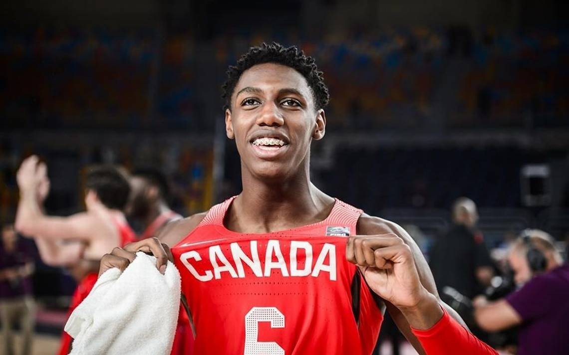 R.J. Barrett’s father talks about recruit’s move to 2018, offers