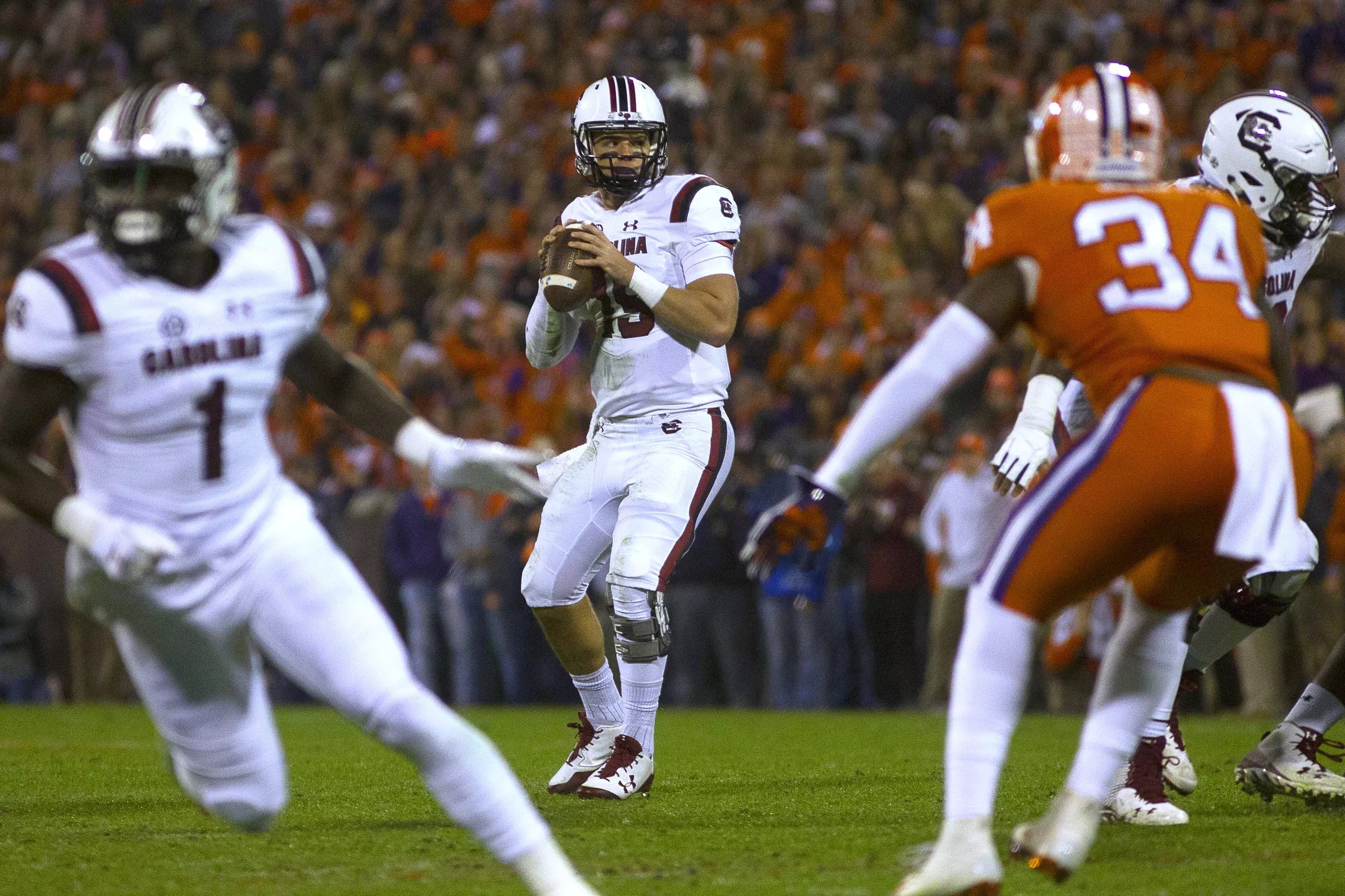 Gamecocks fight but fall short against No. 2 Clemson in wild 5636 battle