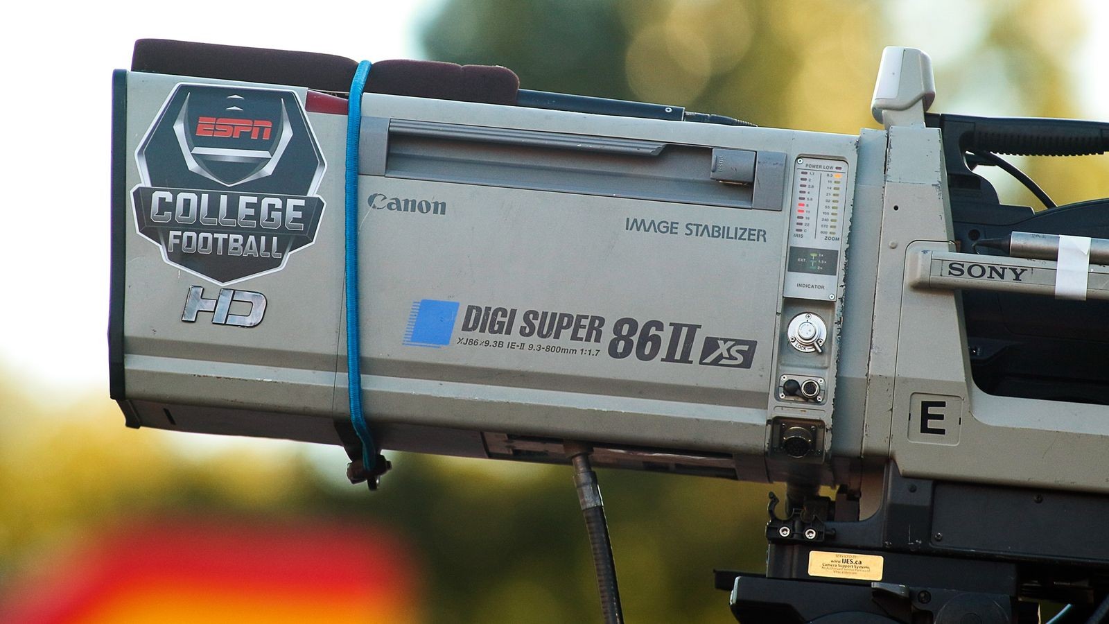 Try to Outpick our Contributors in ESPN’s Bowl Pick Mania