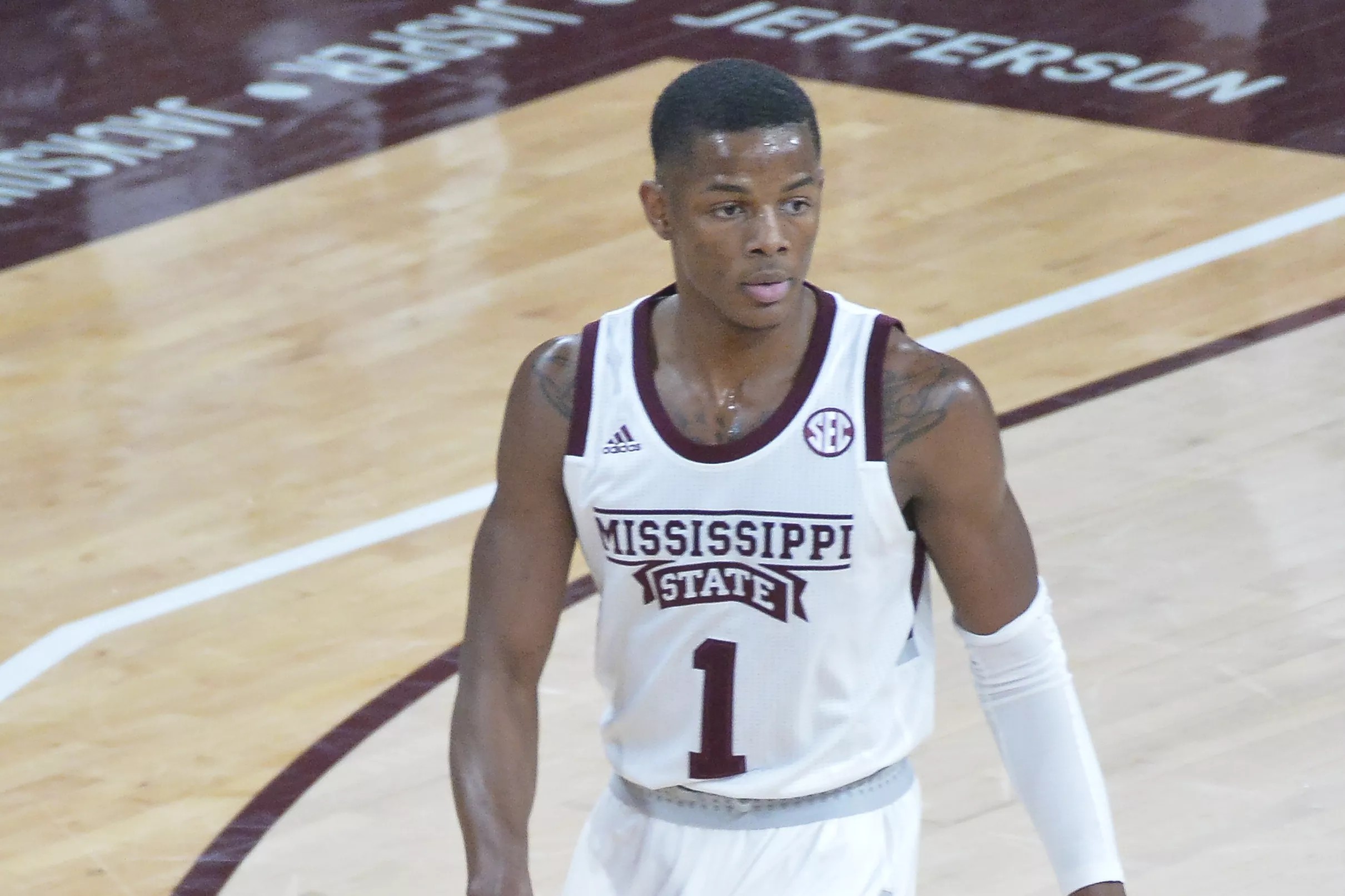 Mississippi State men’s basketball runs past Mississippi Valley State 8748
