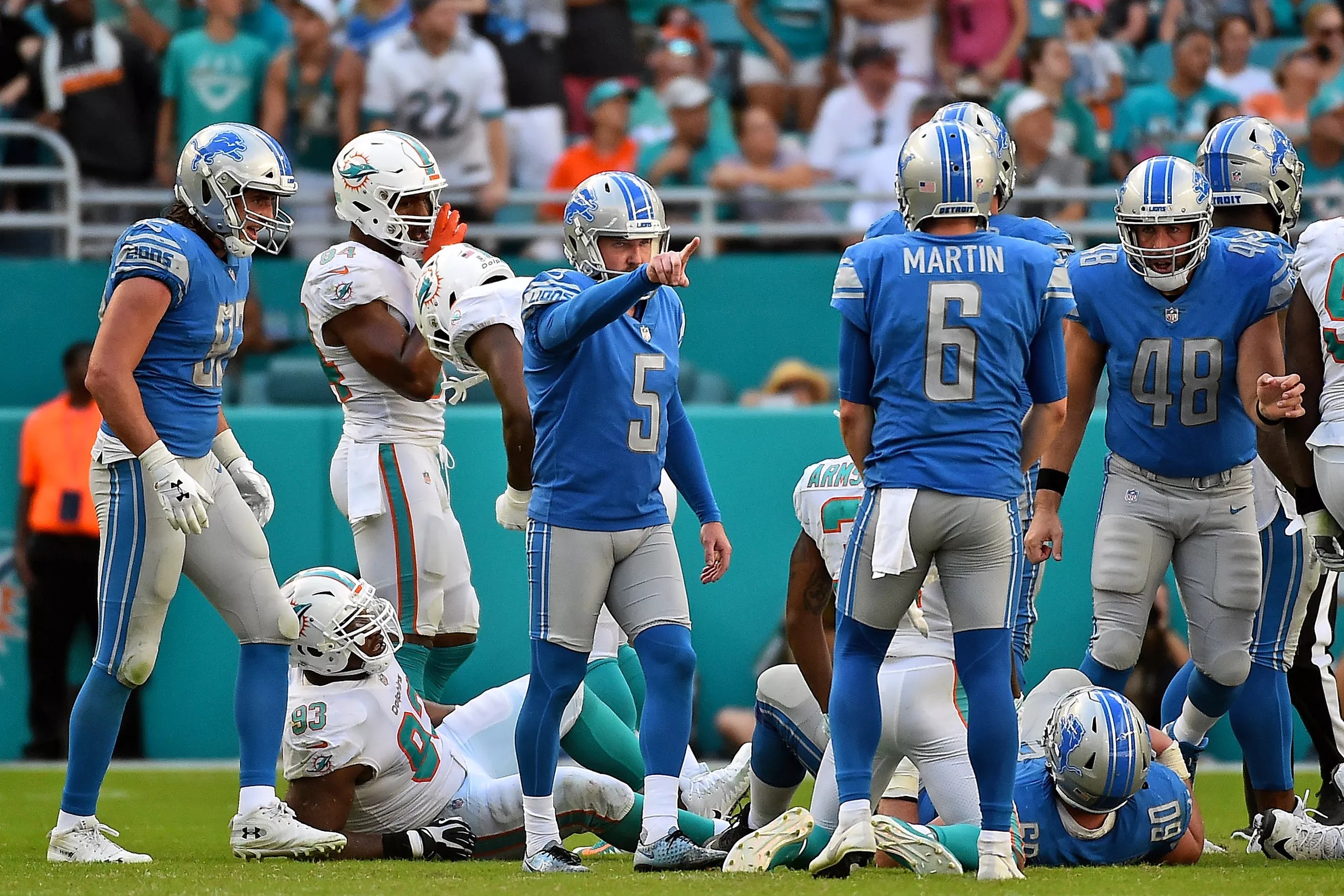 Detroit Lions Week 7 Player of the Game 5 game ball candidate vs. Dolphins