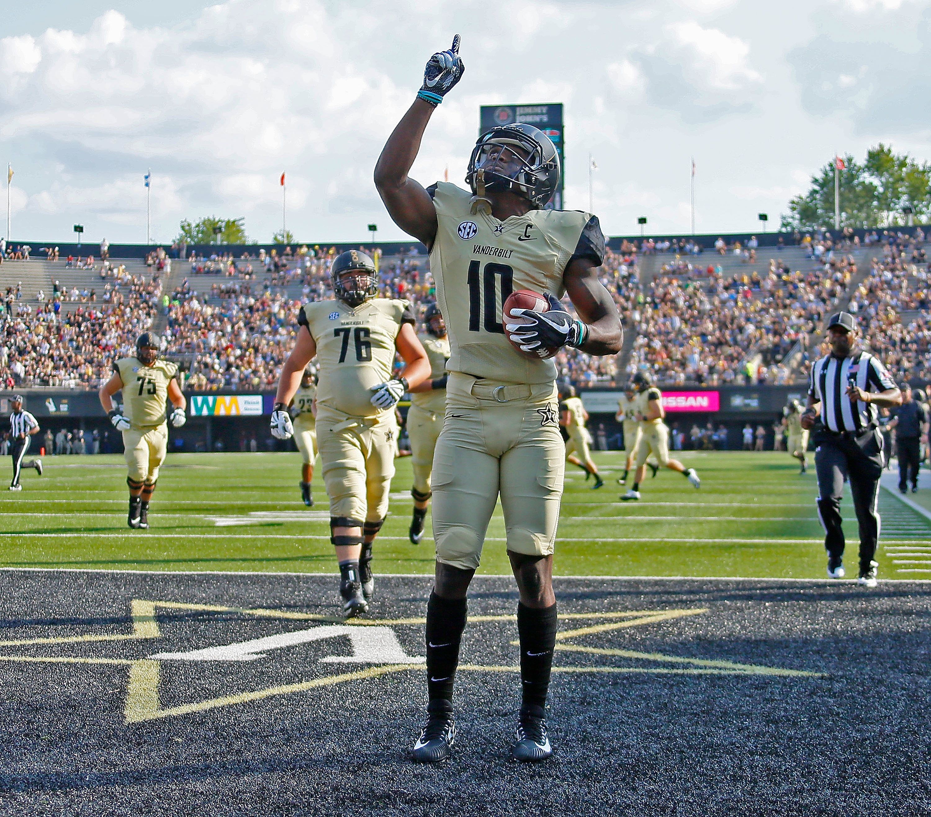 Alabama Football Bama Hammer staff Vanderbilt 2017 game predictions