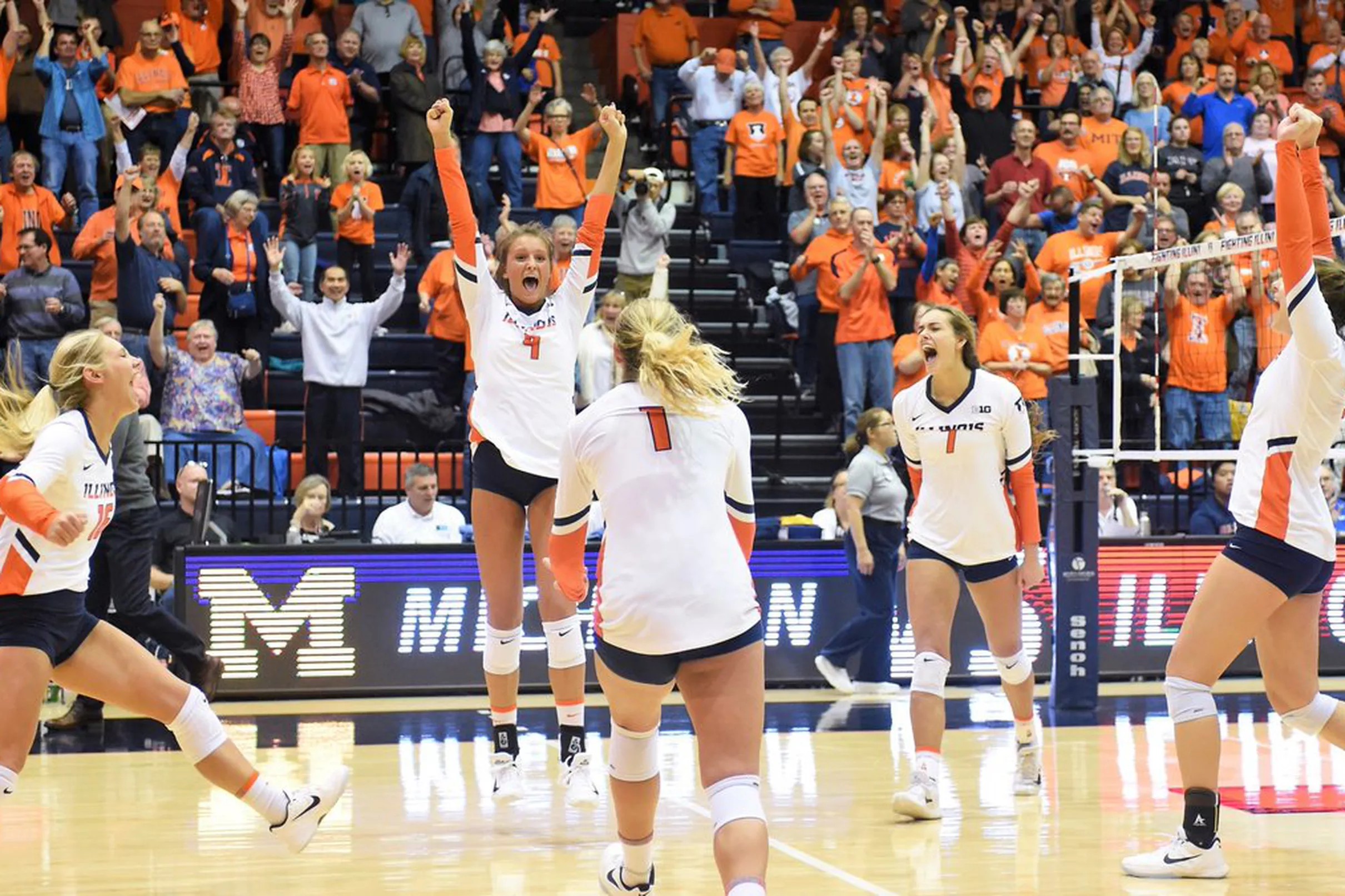 Illinois volleyball exceeds last season’s win total
