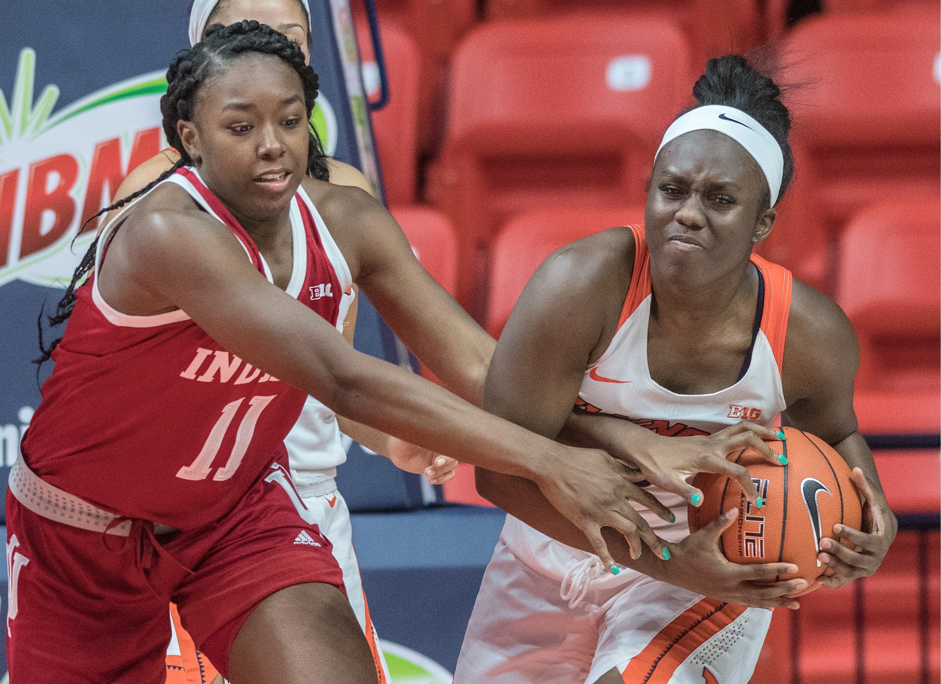 LIVE! No. 22 Iowa at Illinois women's basketball