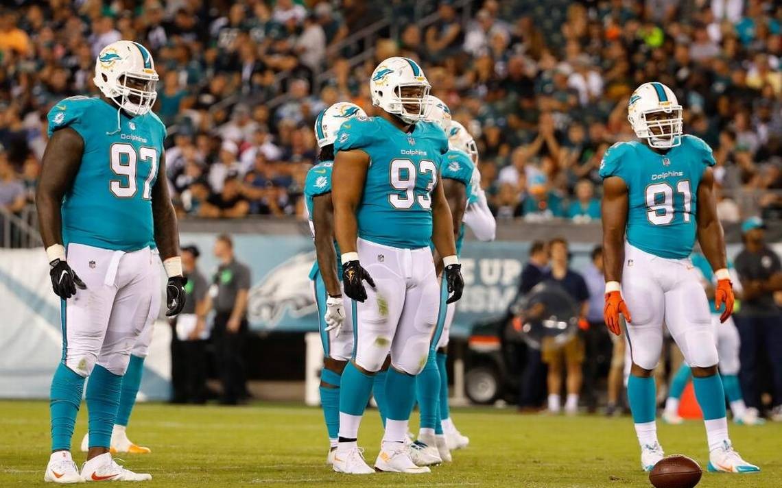 How Matt Burke plans to fix the Dolphins’ defense (and mess with some