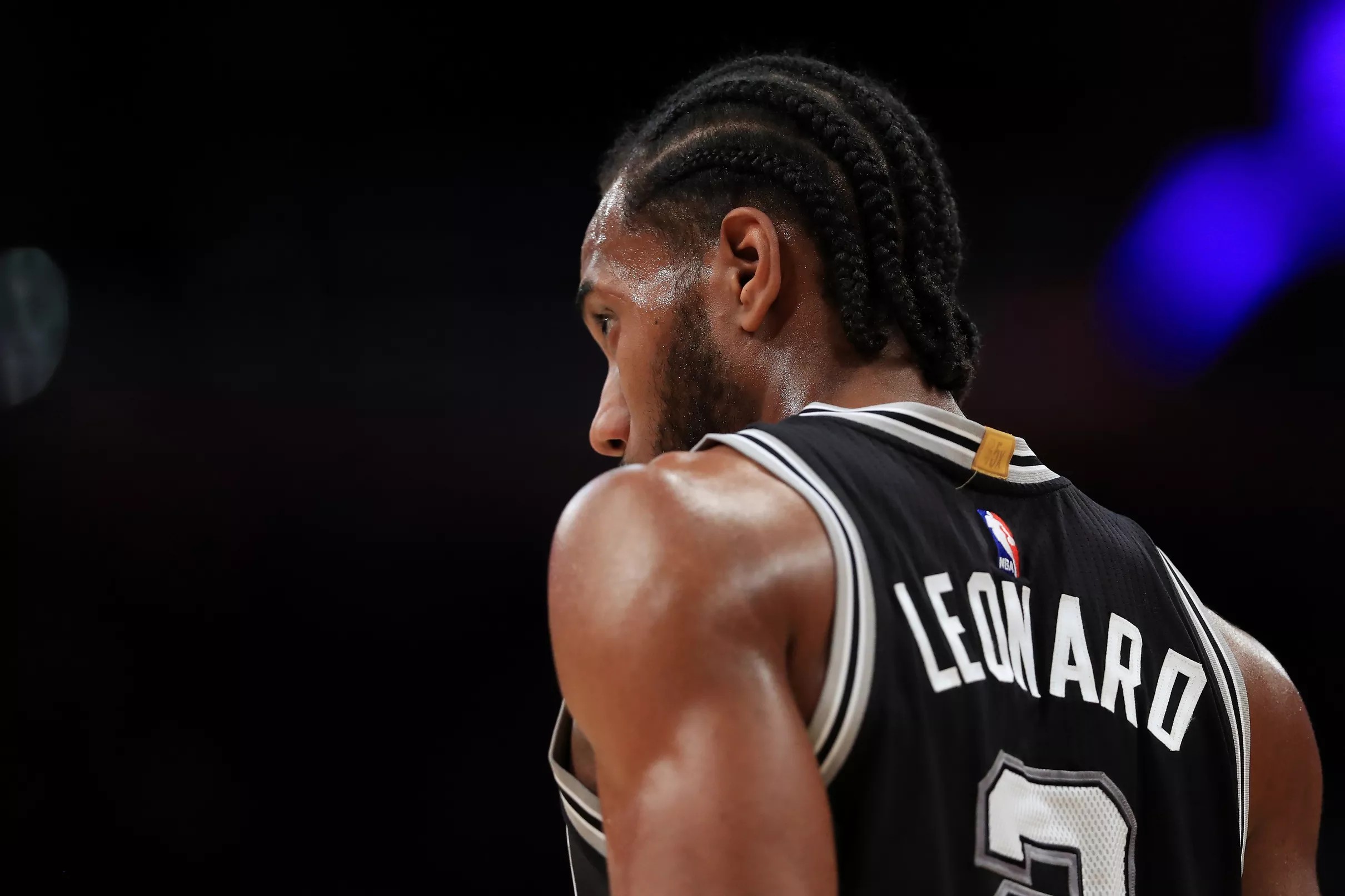 NBA Trade Rumors Lakers, Spurs have yet to open a dialogue on Kawhi Leonard