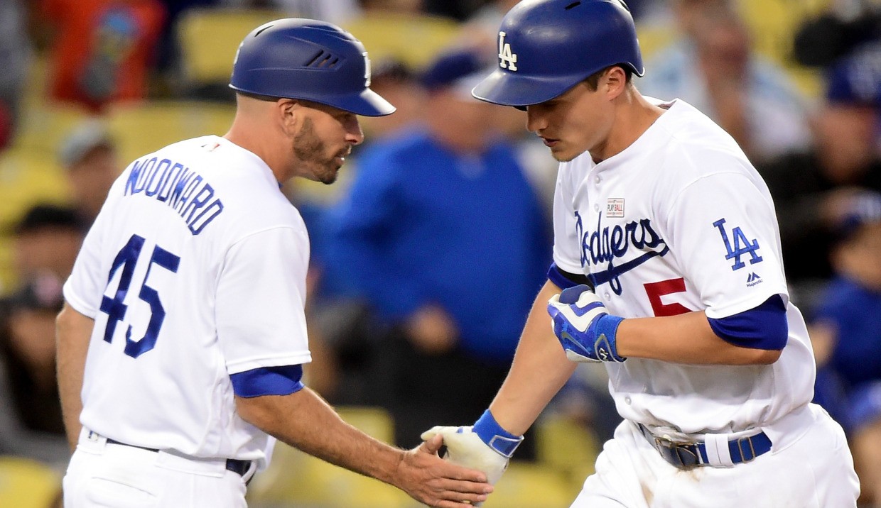 Report Yankees Add Chris Woodward To Managerial List