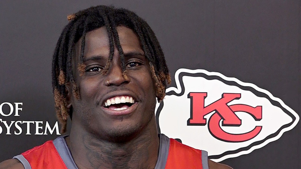 Tyreek Hill on the Bills? Only in the Chiefs’ teamwide Madden League