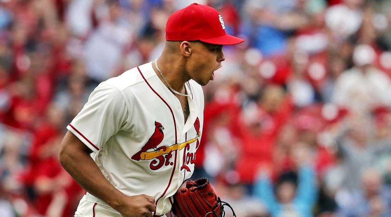 WATCH Cardinals' Jordan Hicks Throws Two 105 MPH Sinkers, Five Fastest