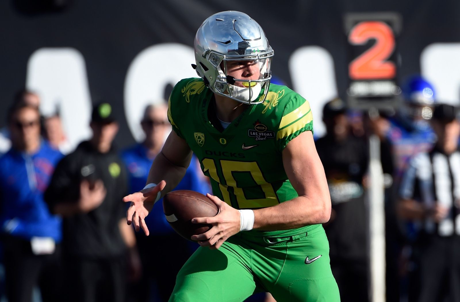 Oregon Football Quarterback Justin Herbert Has Focus Of NFL Scouts