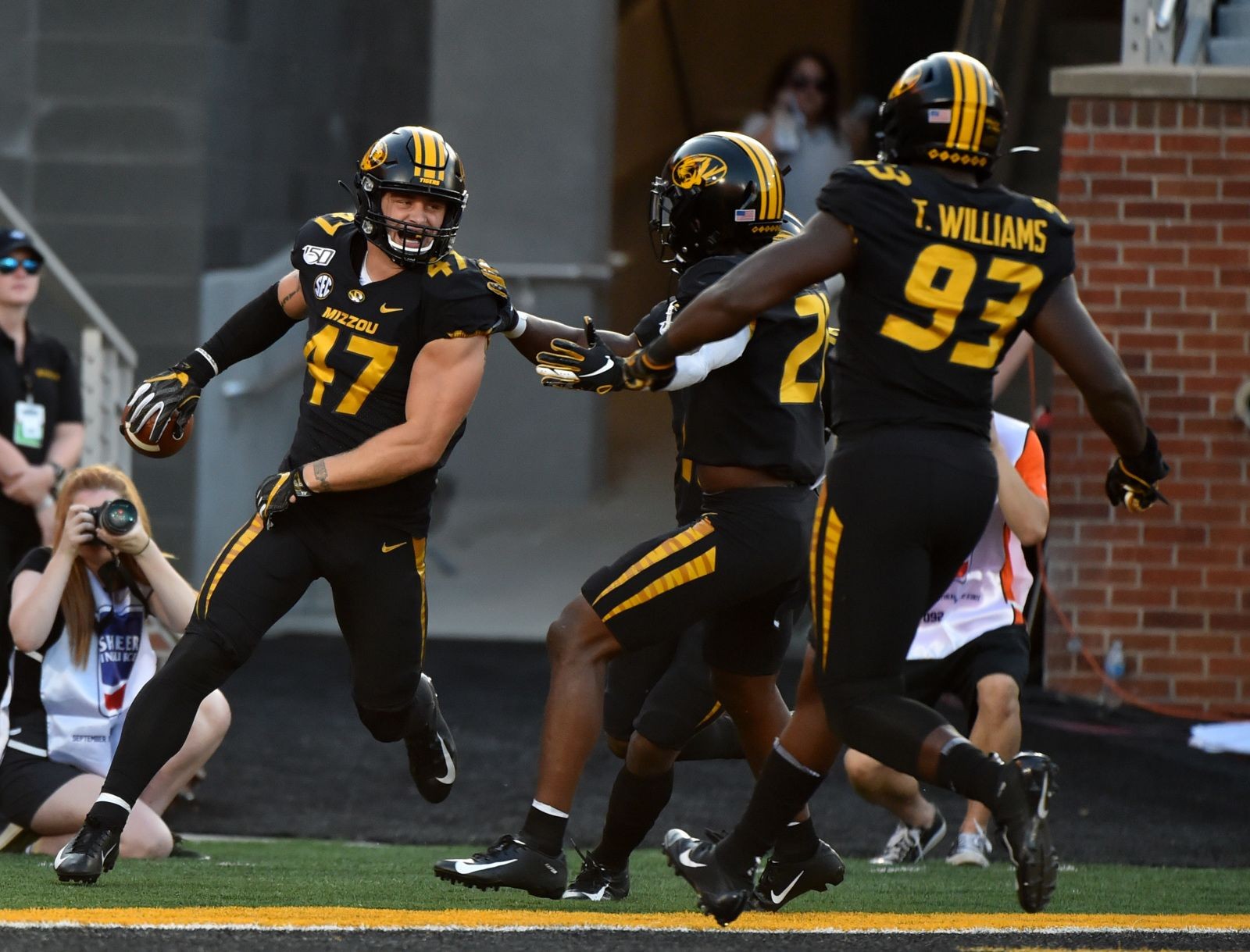 Mizzou football Garrett named SEC Defensive Player of the Week