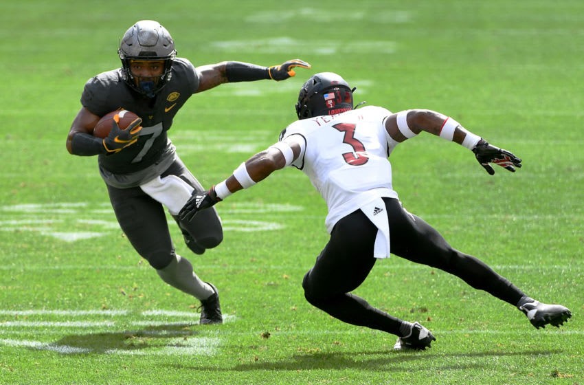 Bold predictions for Louisville football vs. Tech