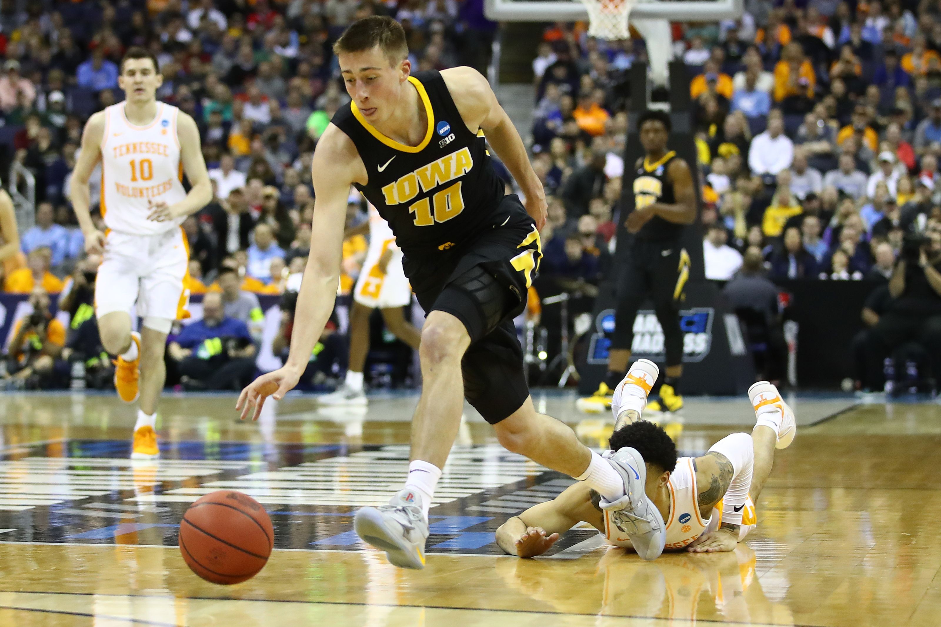 Iowa basketball Three reasons the Hawks will make the Elite 8 in 2020