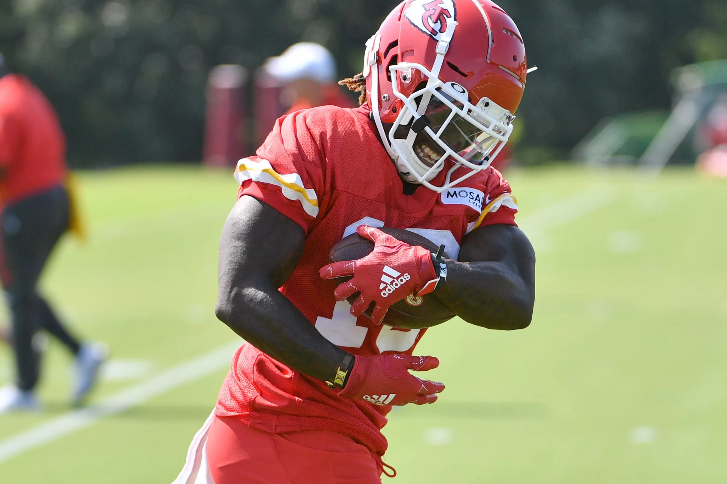 Wednesday injury report Tyreek Hill misses practice with quad contusion