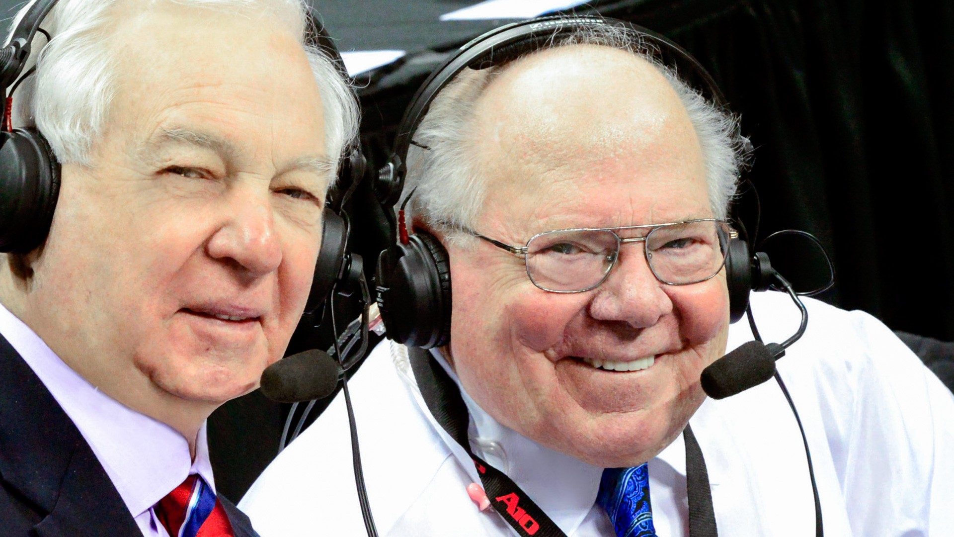 Verne Lundquist shows he's the big swingin' mic during Sports Emmys